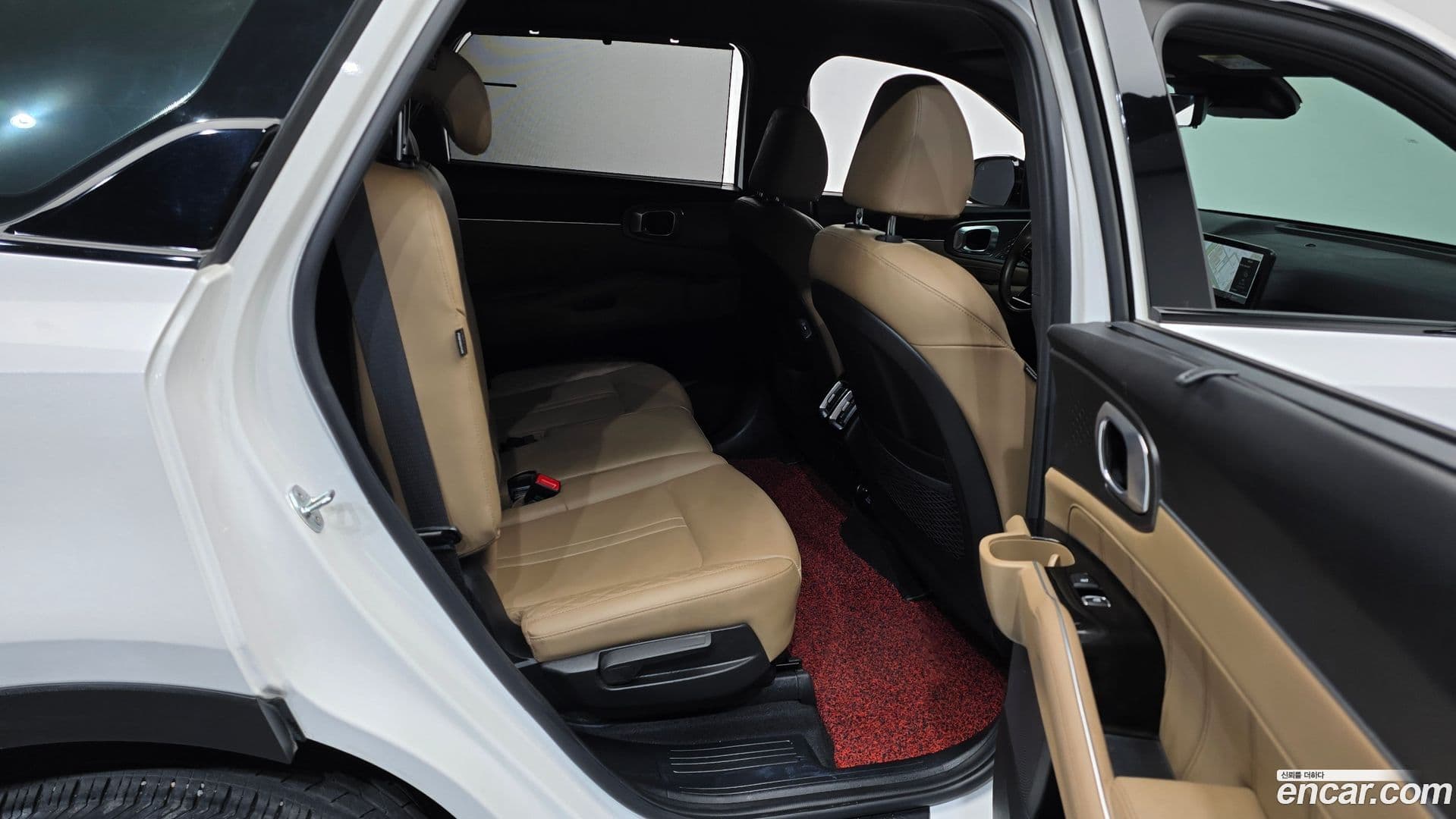 Main__Slider__Photo:Sorento Kia 2023.10-11