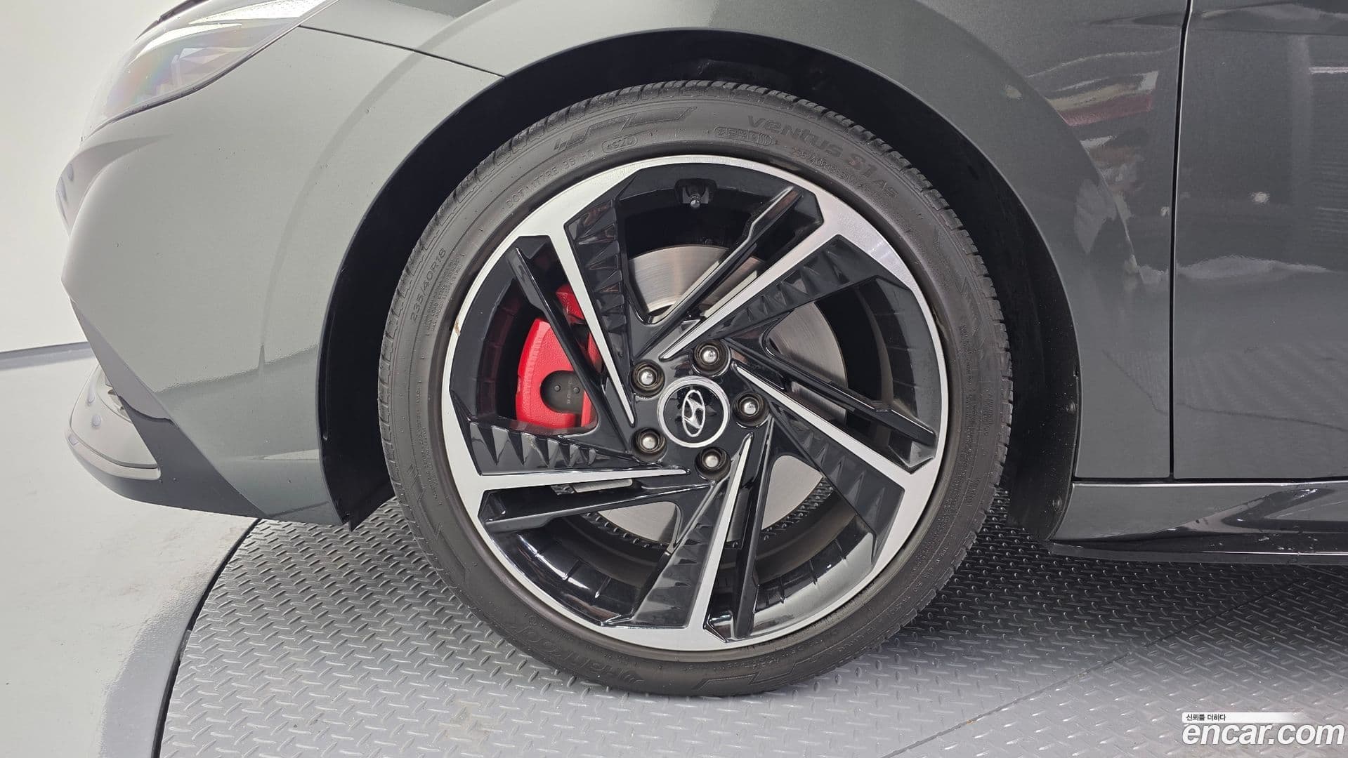 Main__Slider__Photo:AVANTE Hyundai 2021.1-4