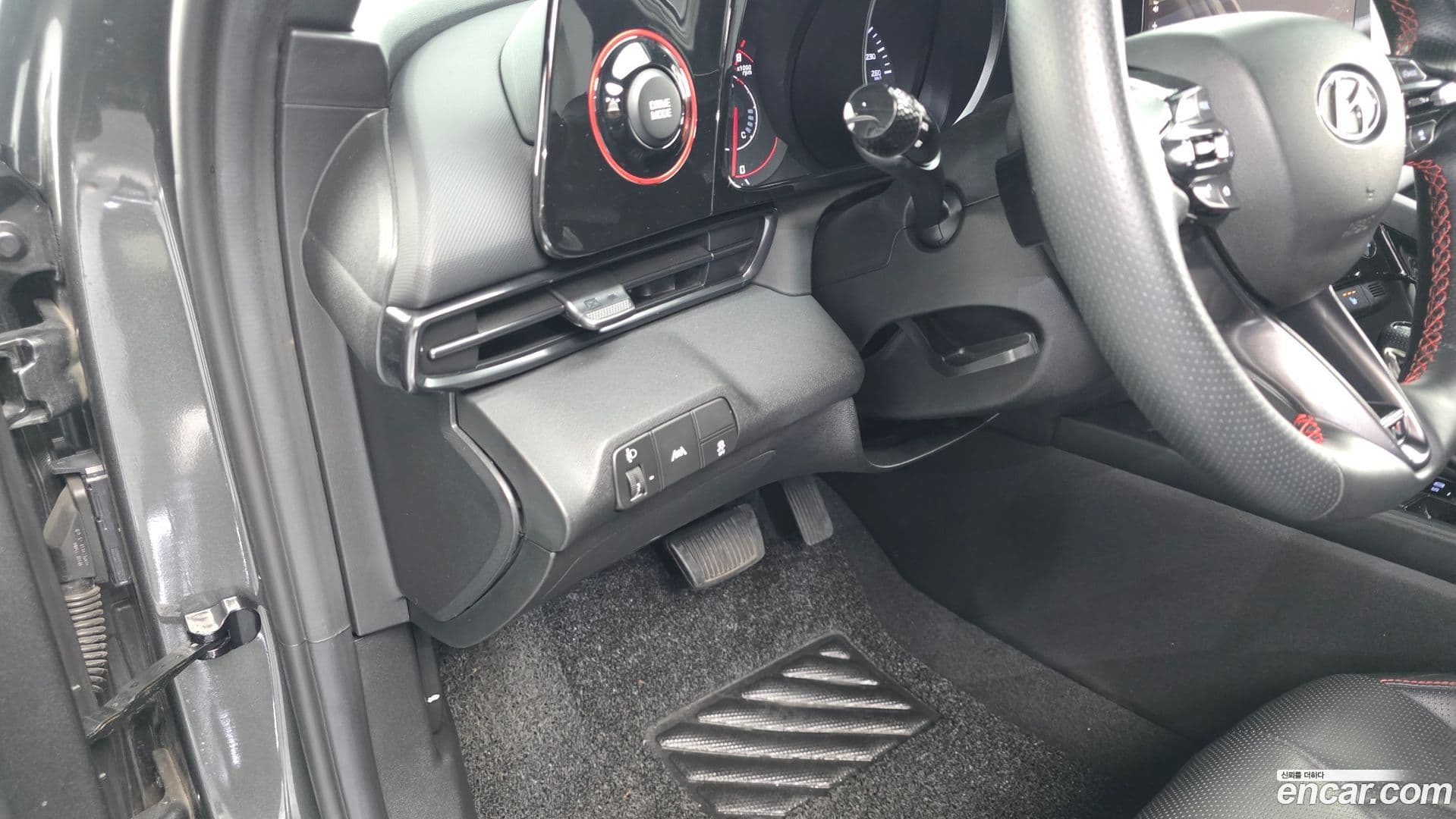 Main__Slider__Photo:AVANTE Hyundai 2021.1-17