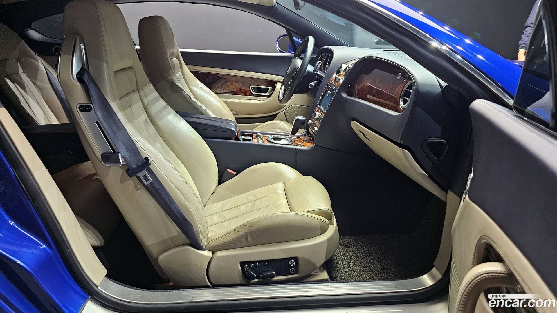 Main__Slider__Photo:Continental Bentley 2005.11-9