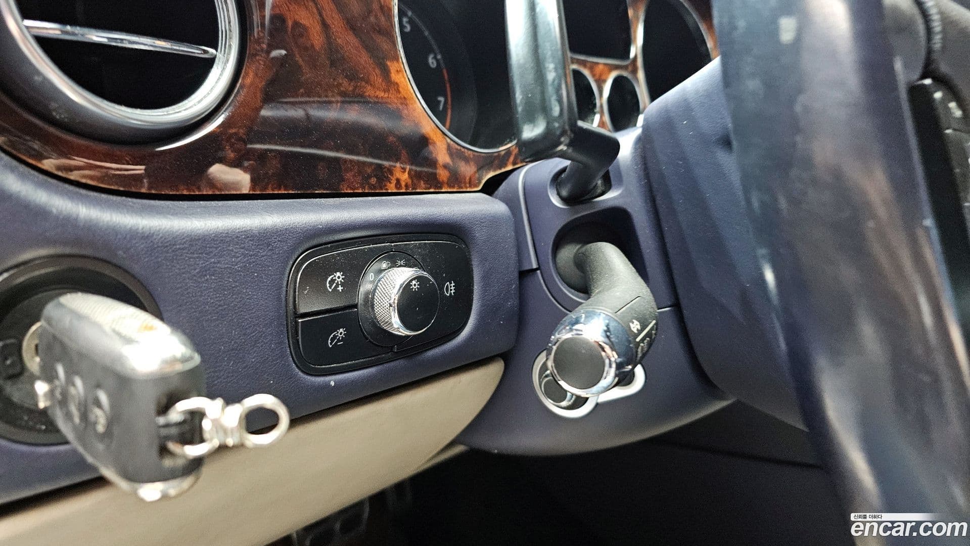 Main__Slider__Photo:Continental Bentley 2005.11-18