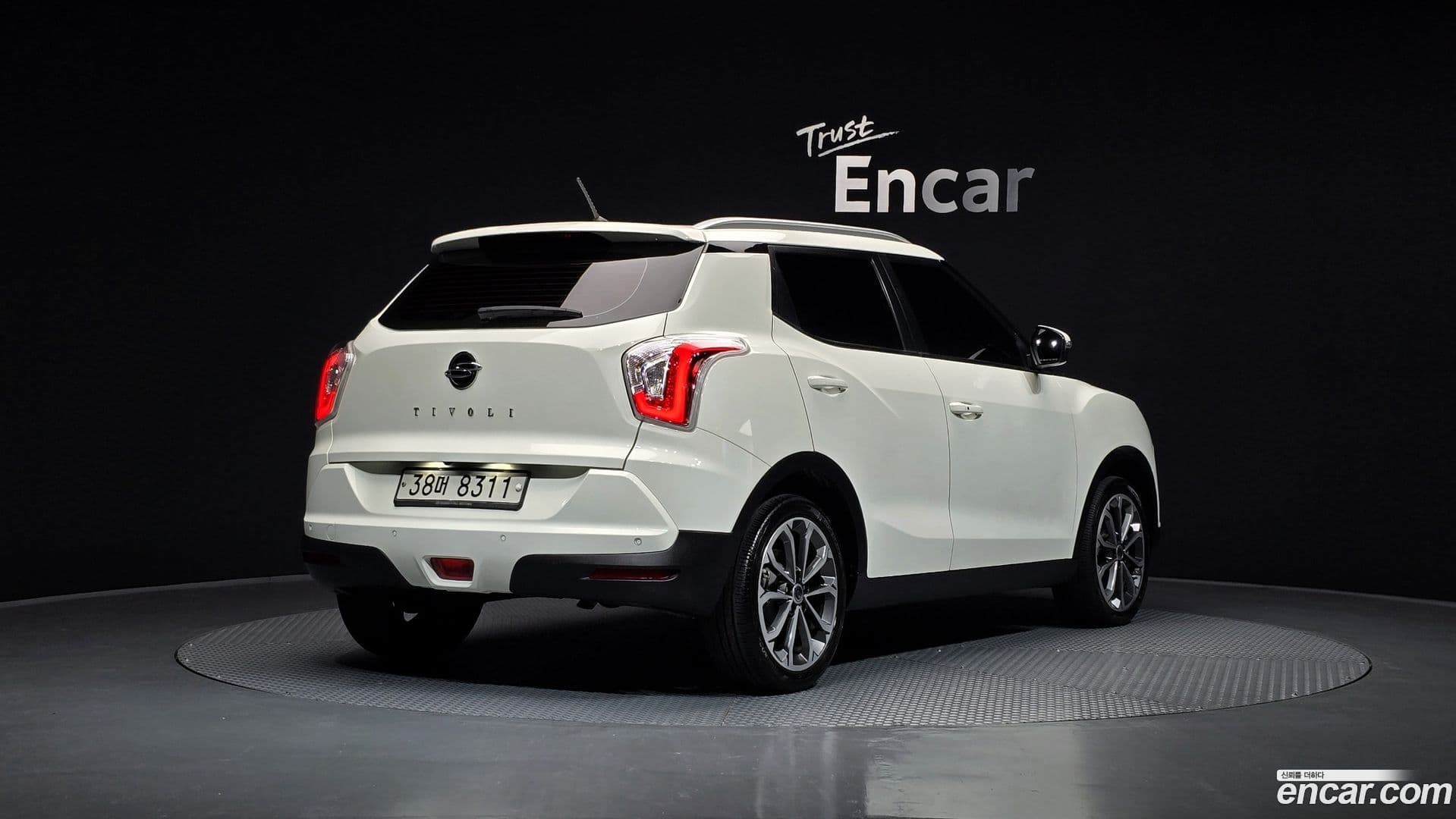 Main__Slider__Photo:TIBOLI KG Mobility 2017.3-1