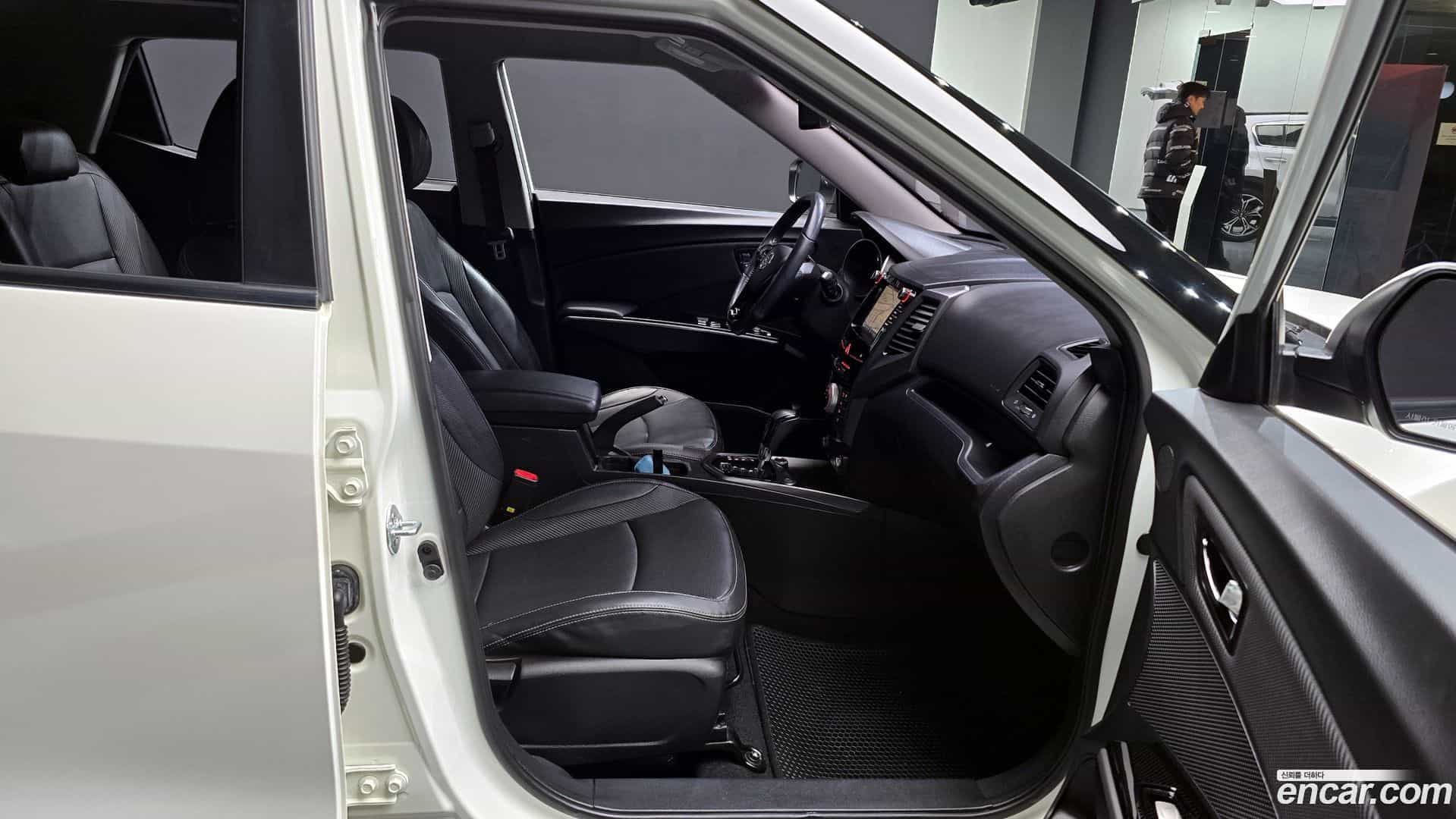 TIBOLI KG Mobility 2017.3-INNER-010