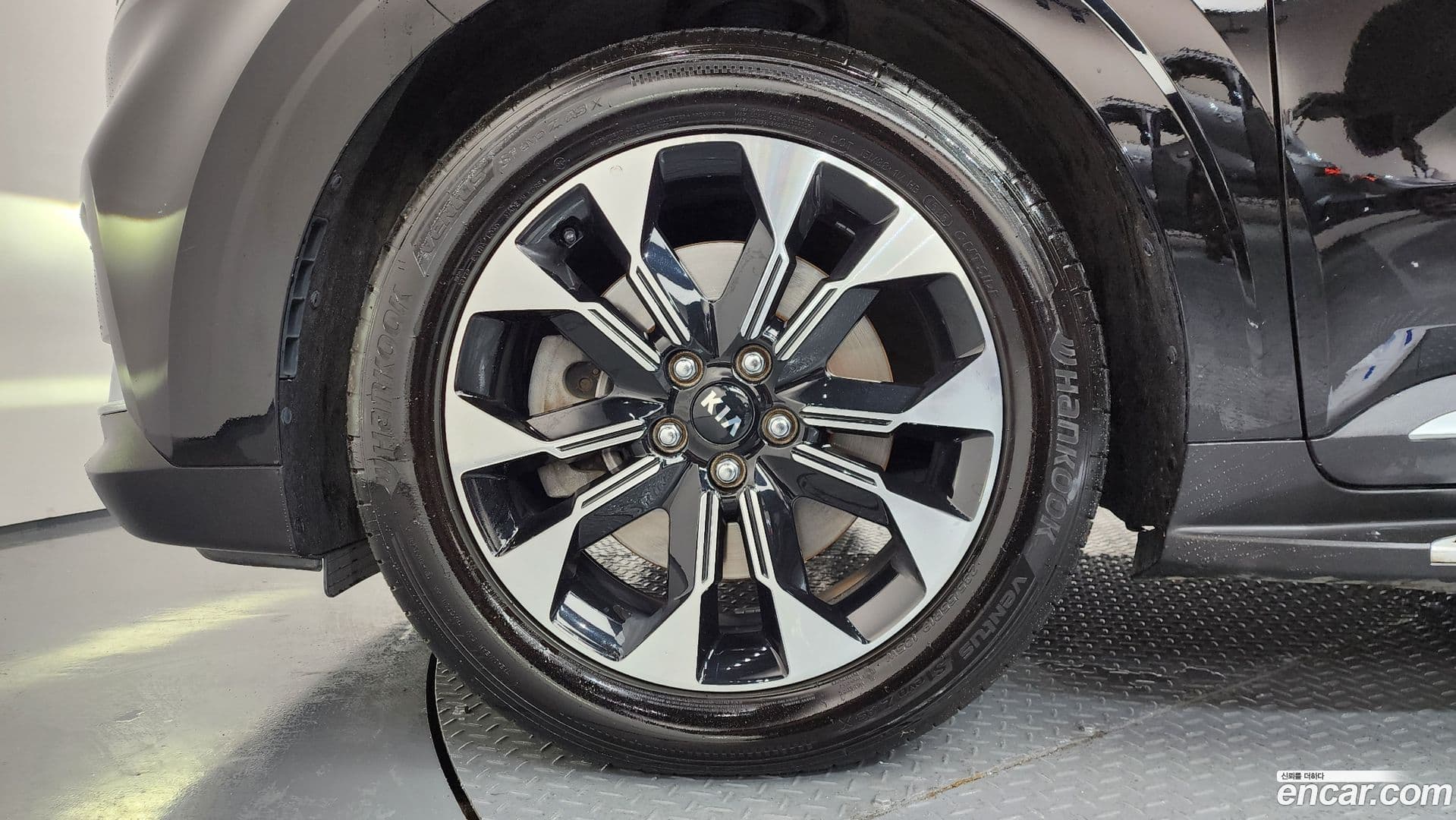 Main__Slider__Photo:Canival Kia 2021.1-4