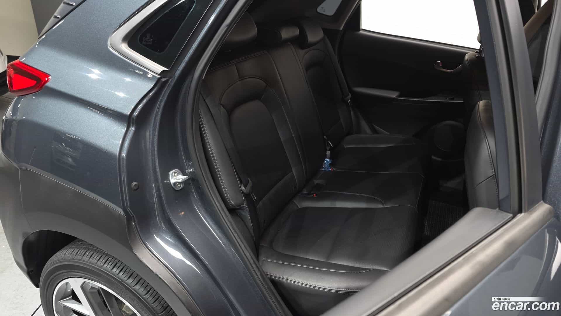 Kona Hyundai 2018.7-OPTION-015