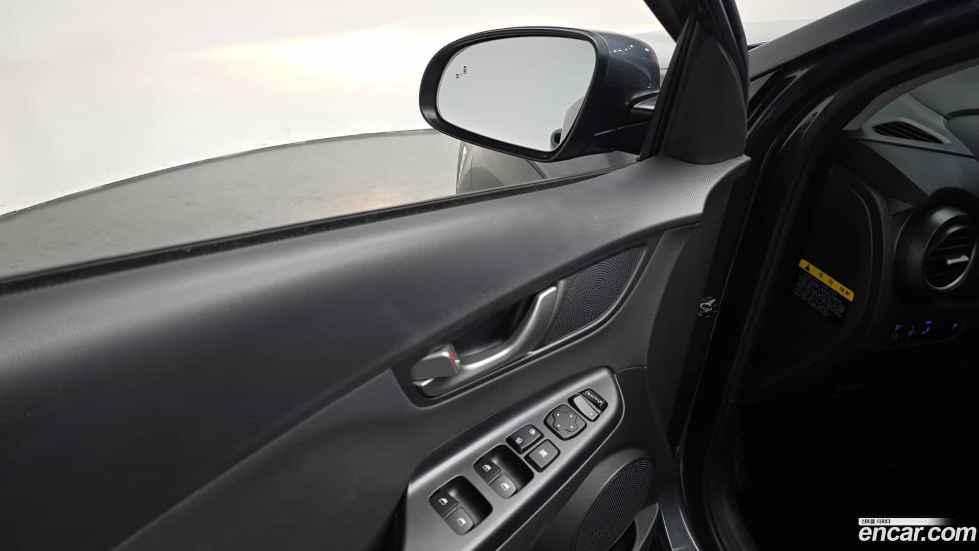 Kona Hyundai 2018.7-OPTION-017