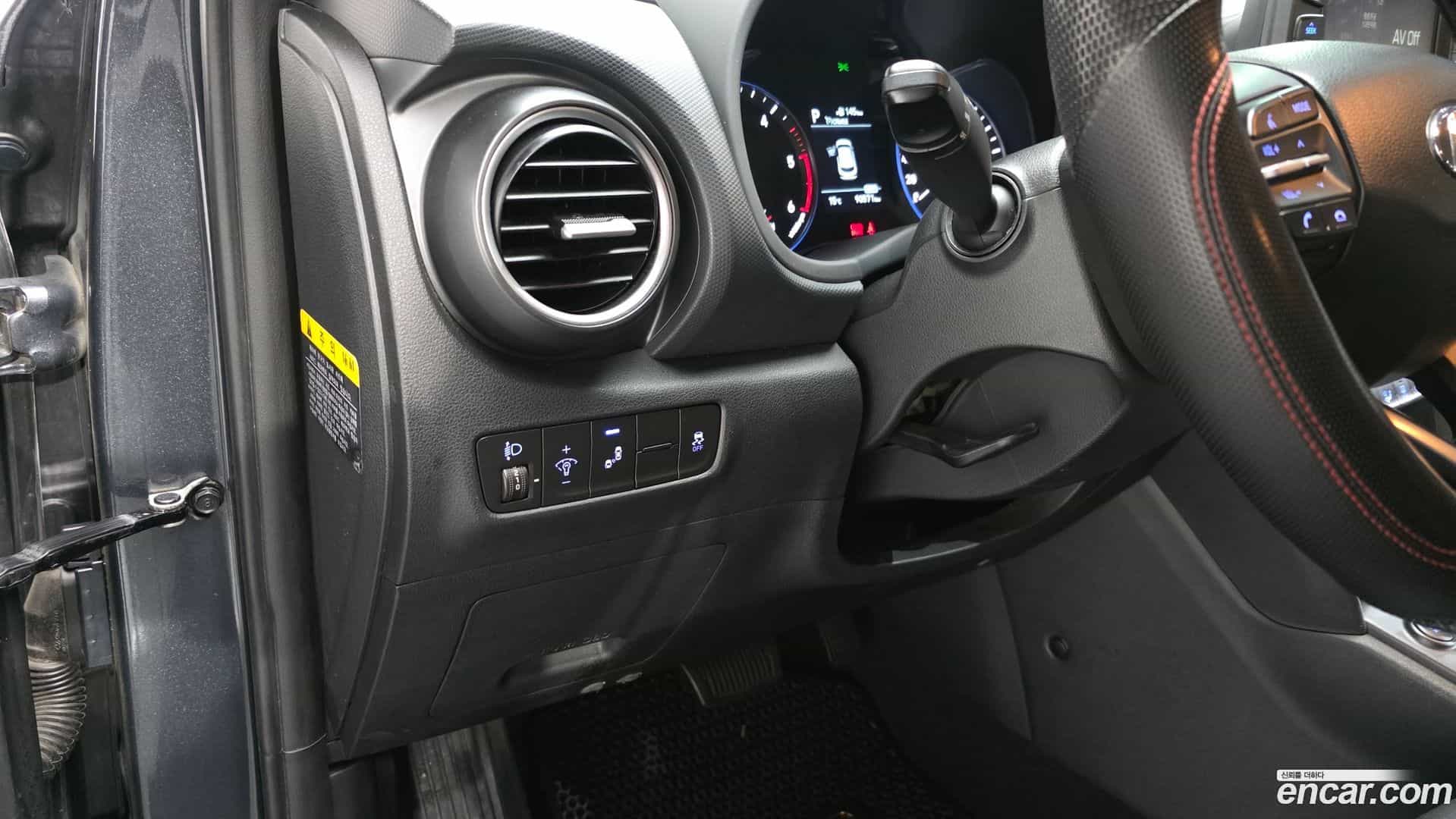 Kona Hyundai 2018.7-OPTION-018