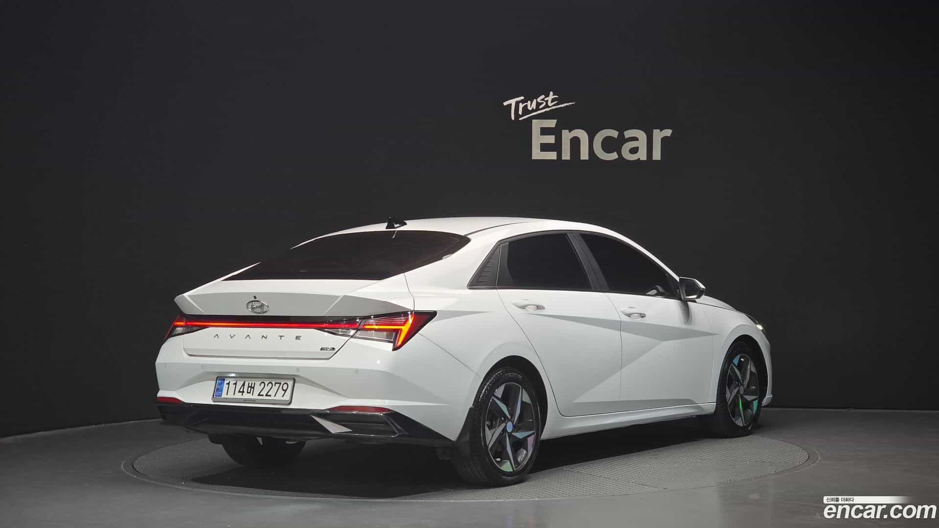 AVANTE Hyundai 2020.5-OUTER-002