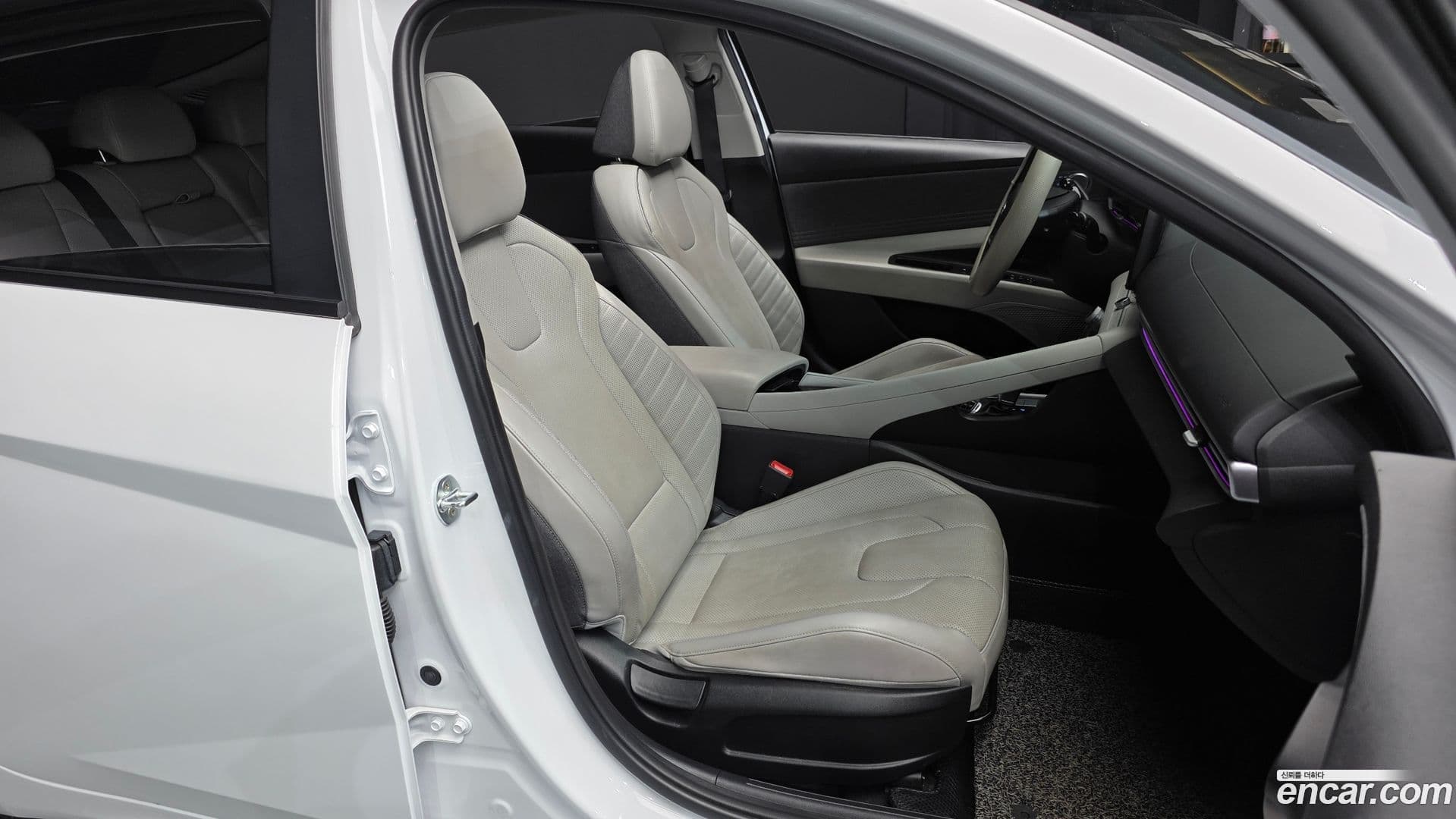 Main__Slider__Photo:AVANTE Hyundai 2020.5-11