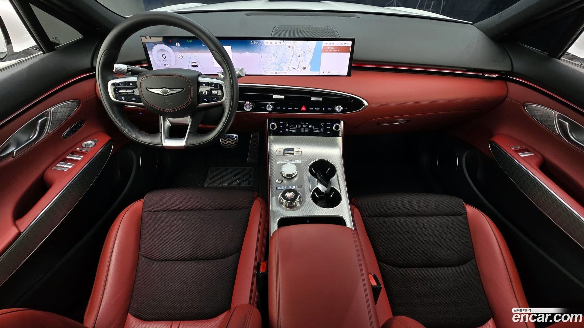 Main__Slider__Photo:GV70 Genesis 2024.10-6