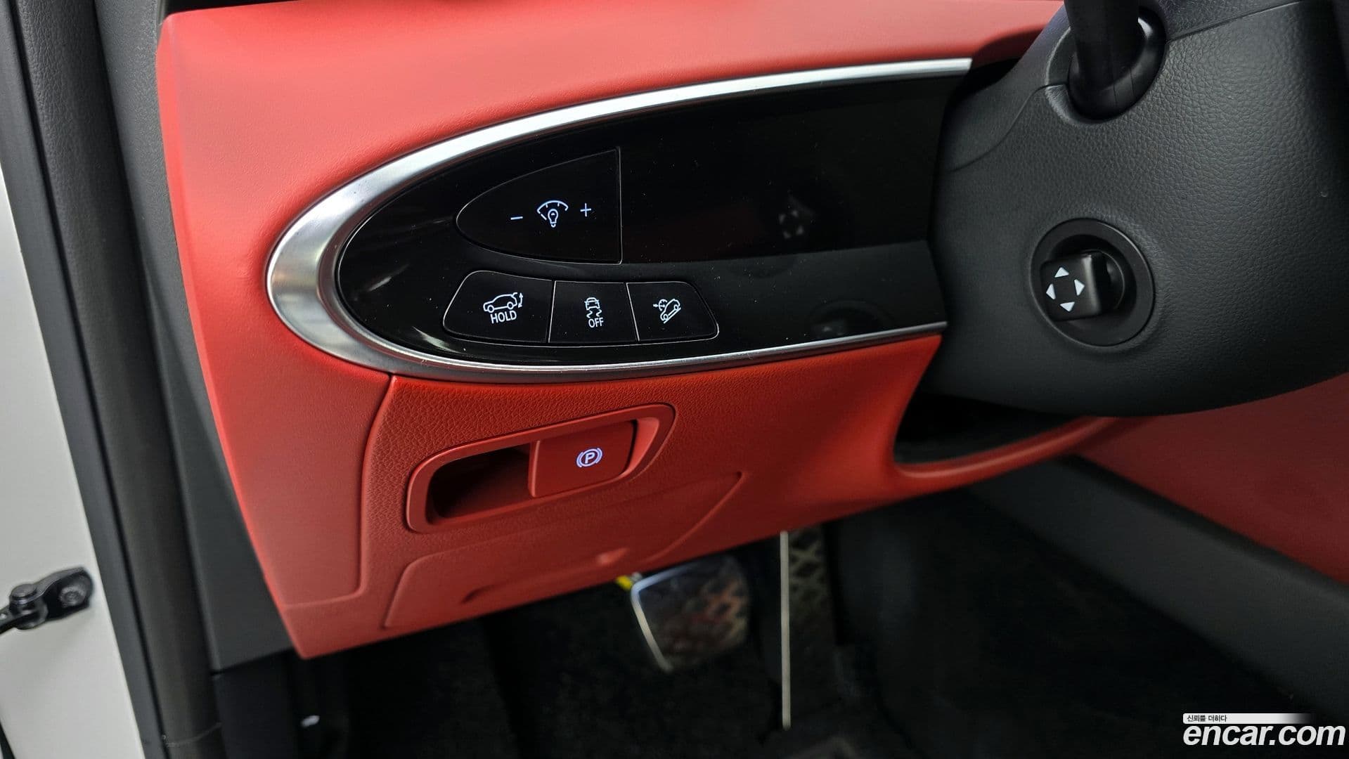 Main__Slider__Photo:GV70 Genesis 2024.10-12