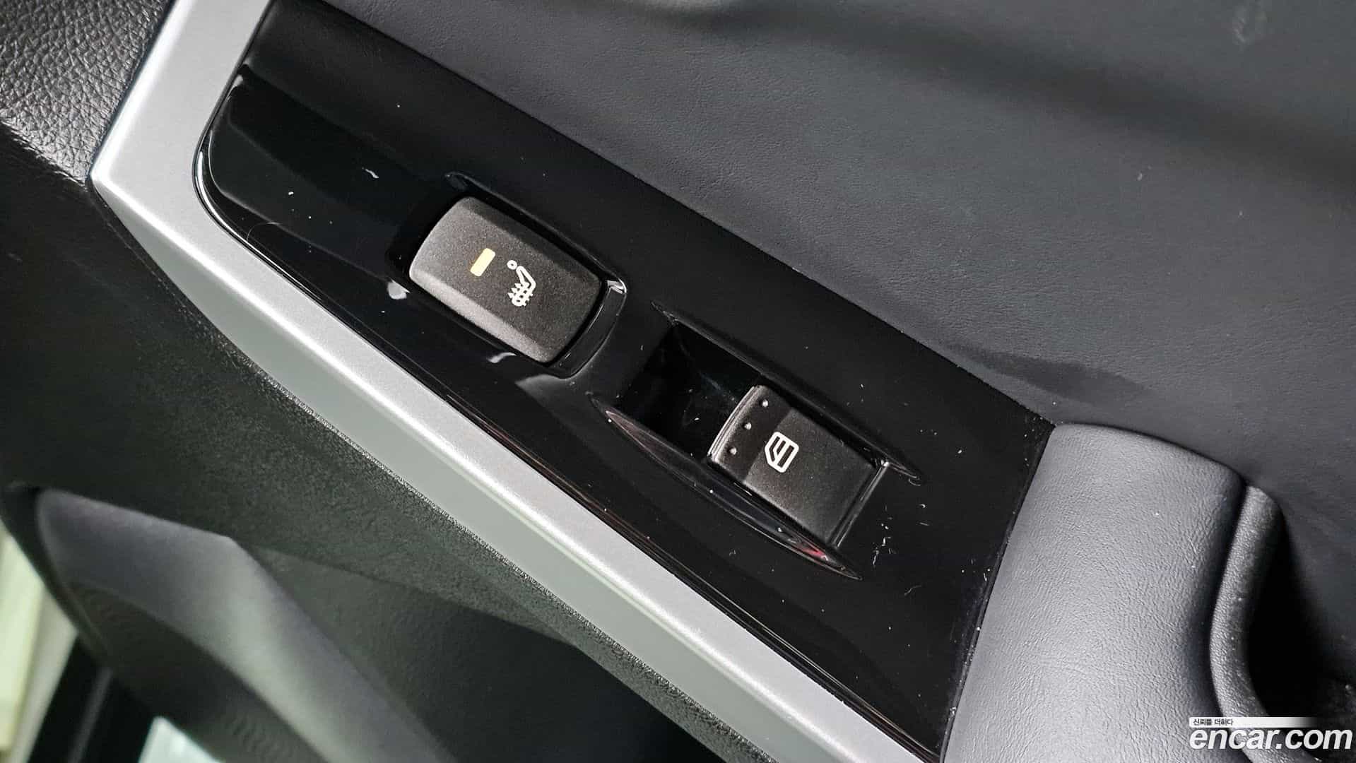 KORANDO KG_Mobility_Ssangyong 2014.0-OPTION-023