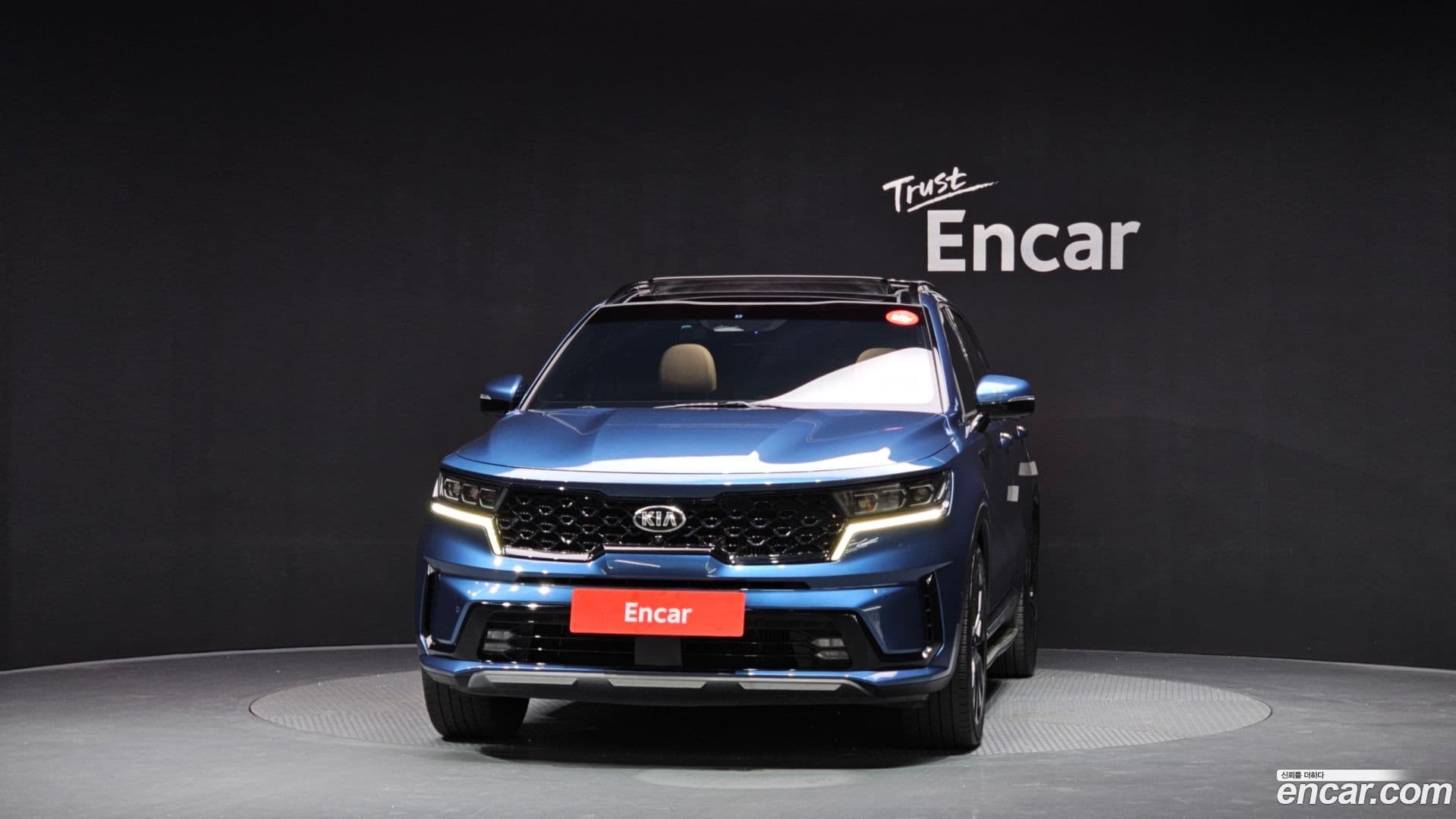 Main__Slider__Photo:Sorento Kia 2020.11-2