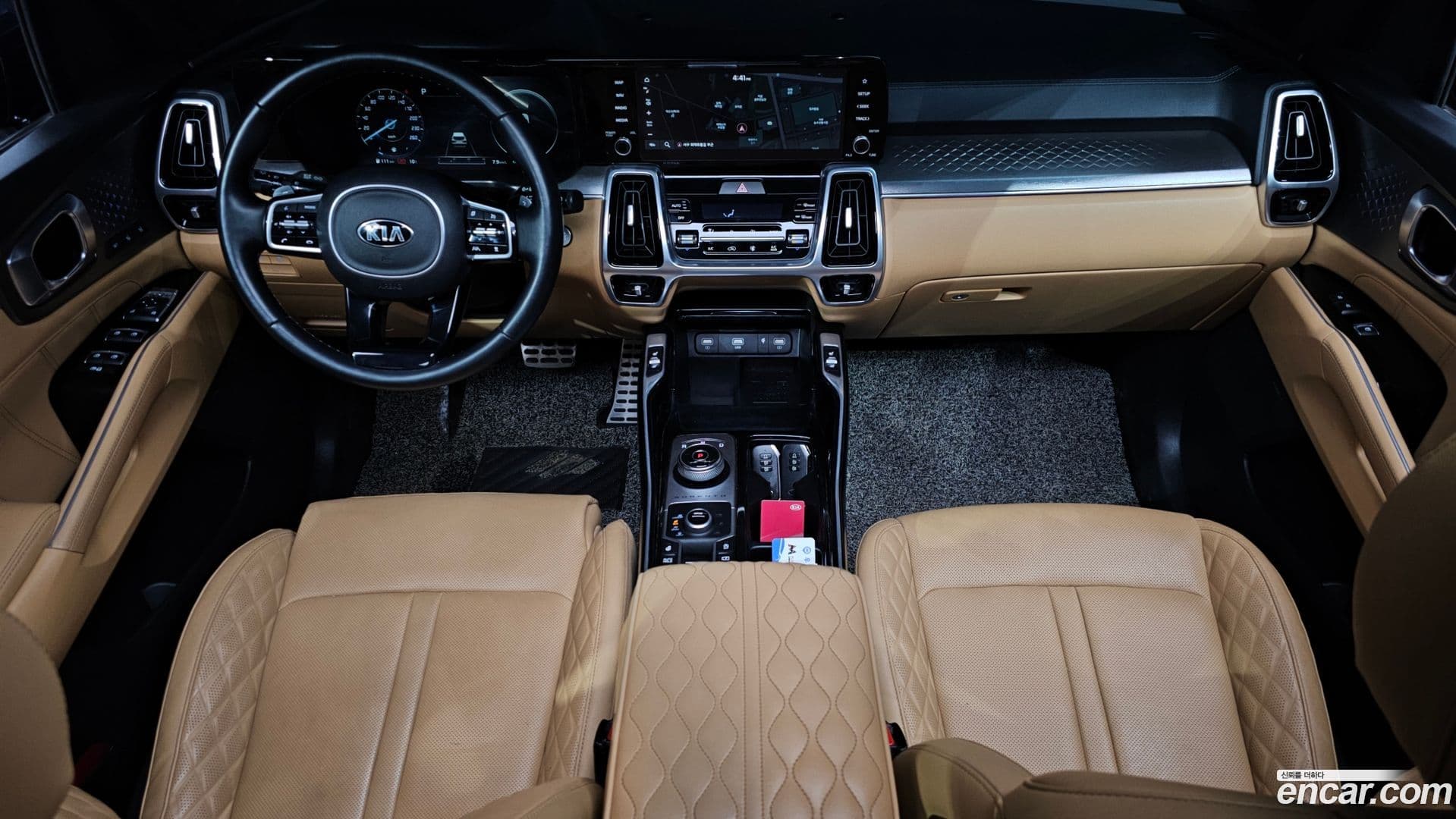 Main__Slider__Photo:Sorento Kia 2020.11-6