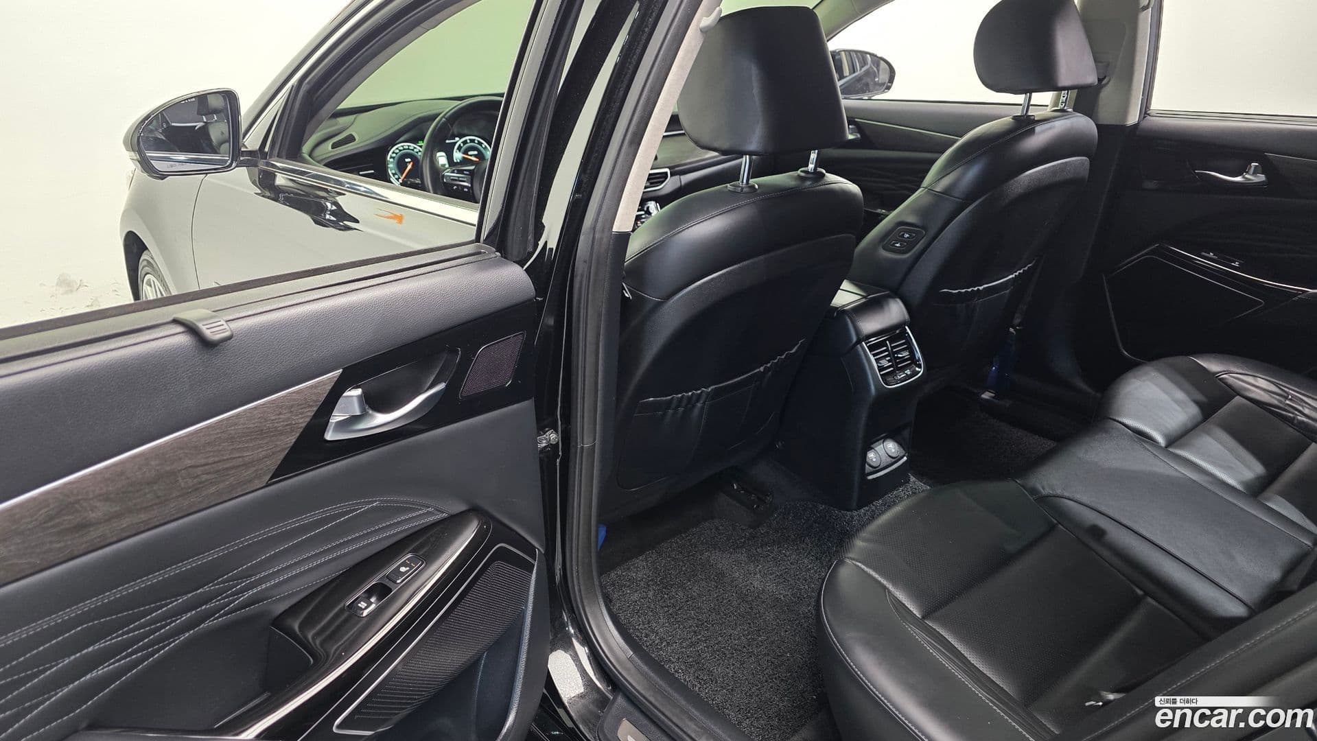 Main__Slider__Photo:K7 Kia 2020.0-16