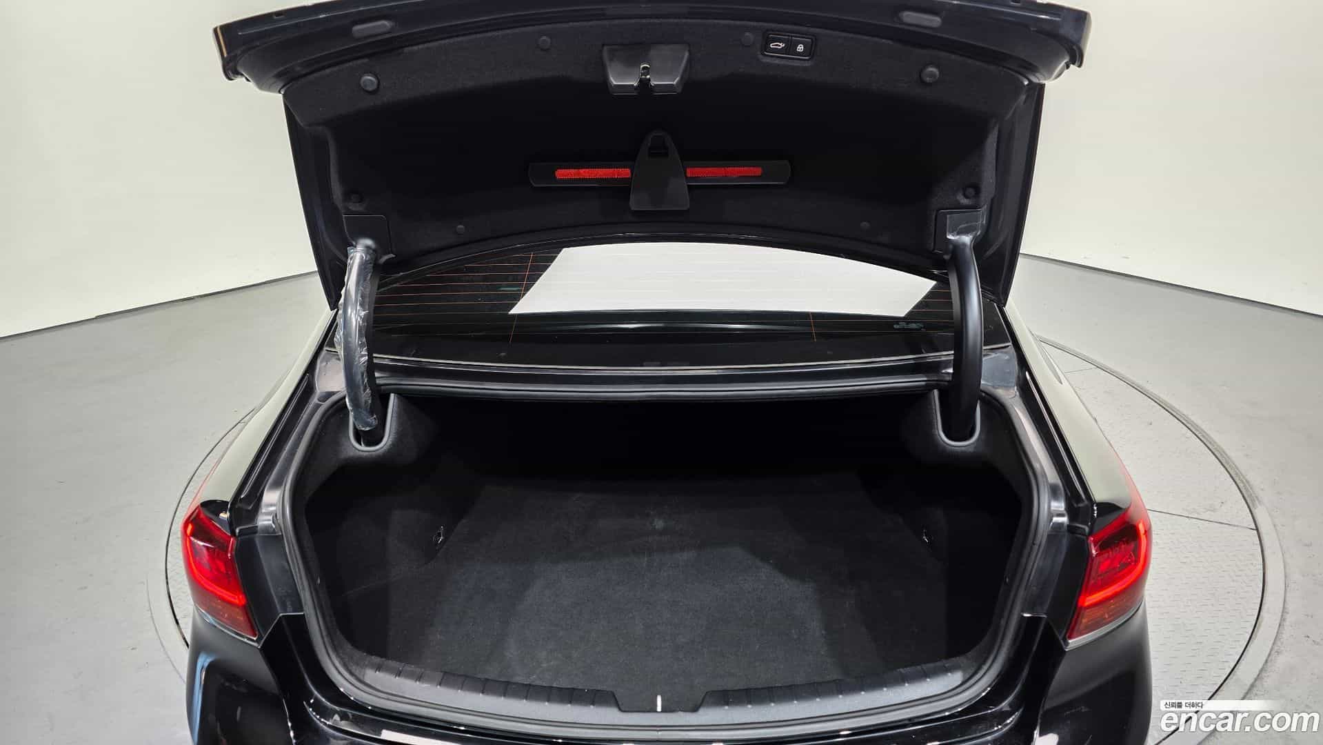 K7 Kia 2020.0-OPTION-024