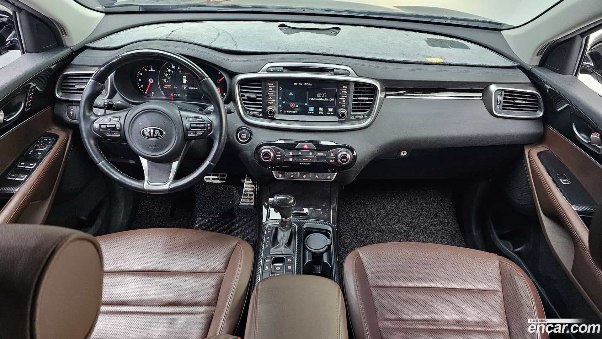 Sorento Kia 2015.2-INNER-007