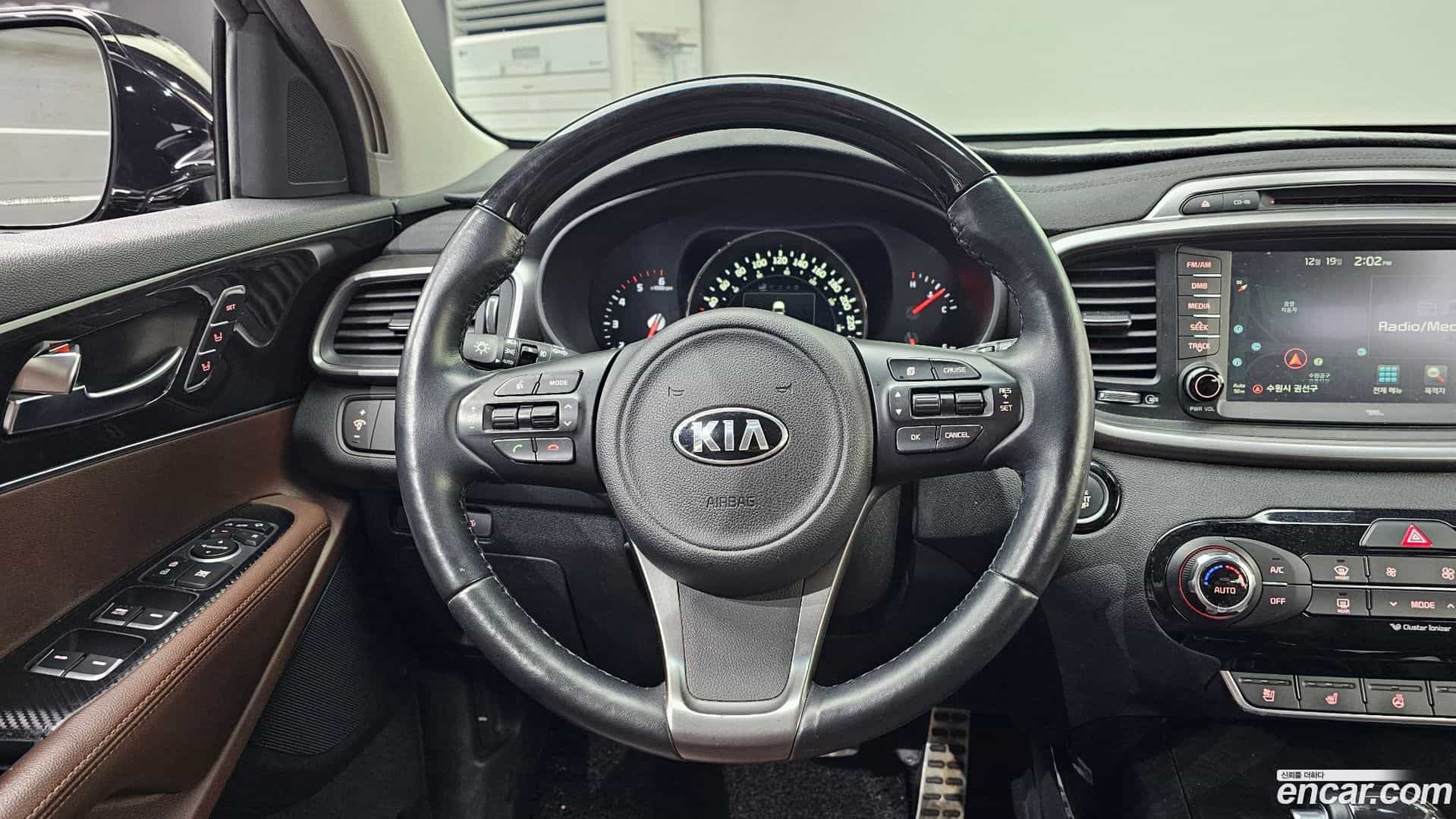 Sorento Kia 2015.2-OPTION-017