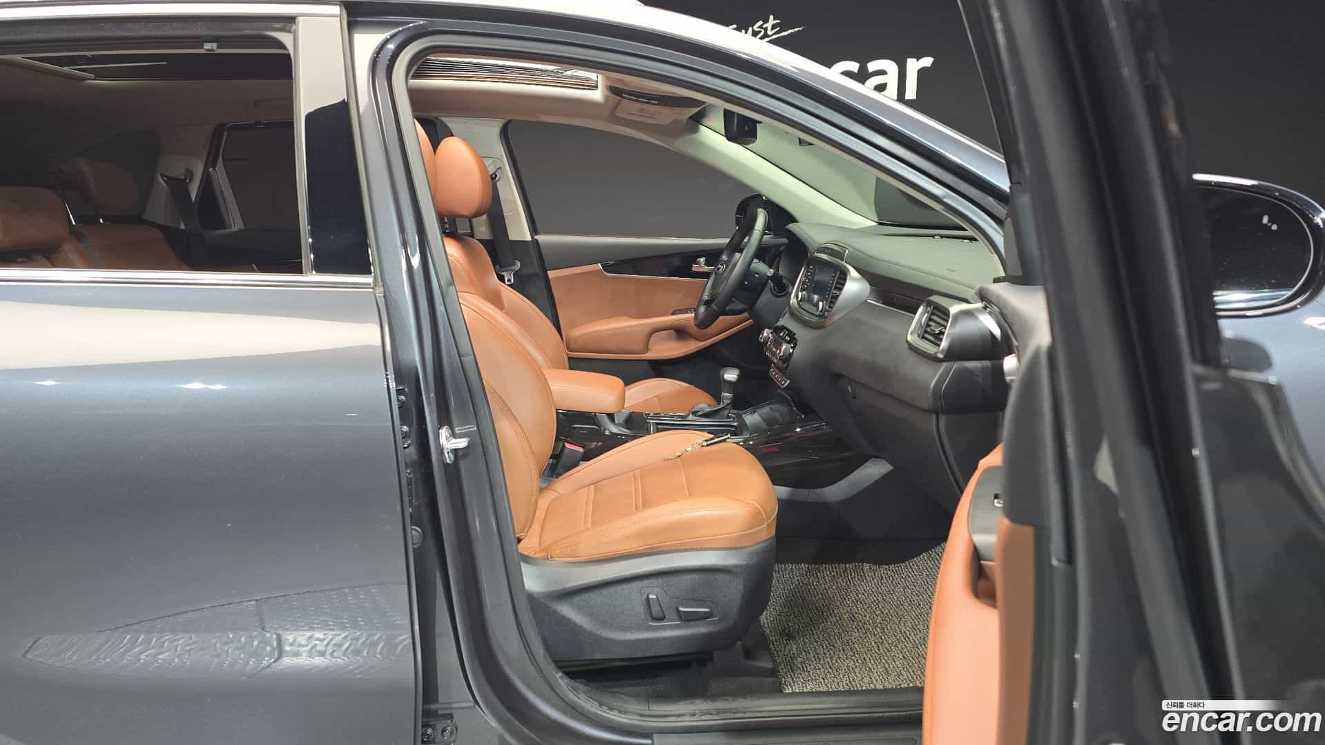 Sorento Kia 2019.9-INNER-010