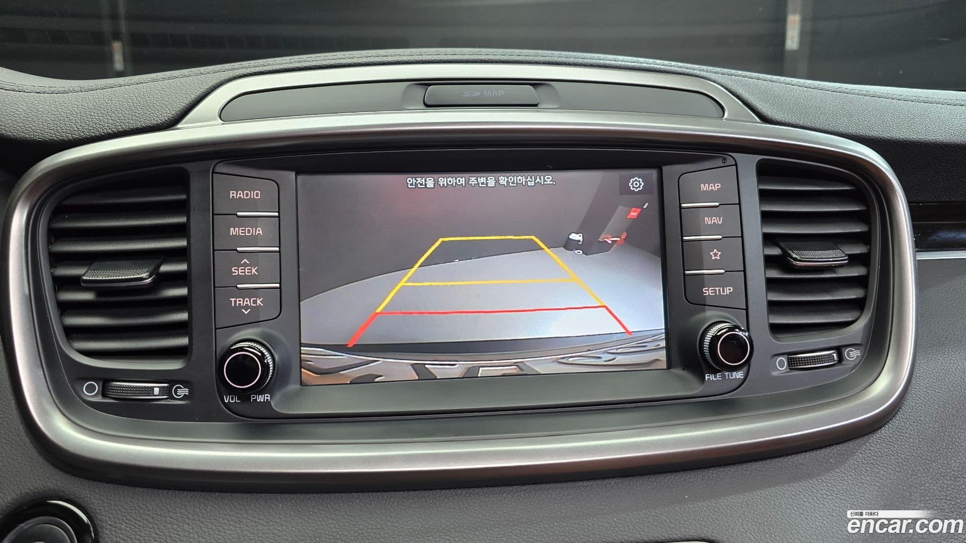 Main__Slider__Photo:Sorento Kia 2019.9-14