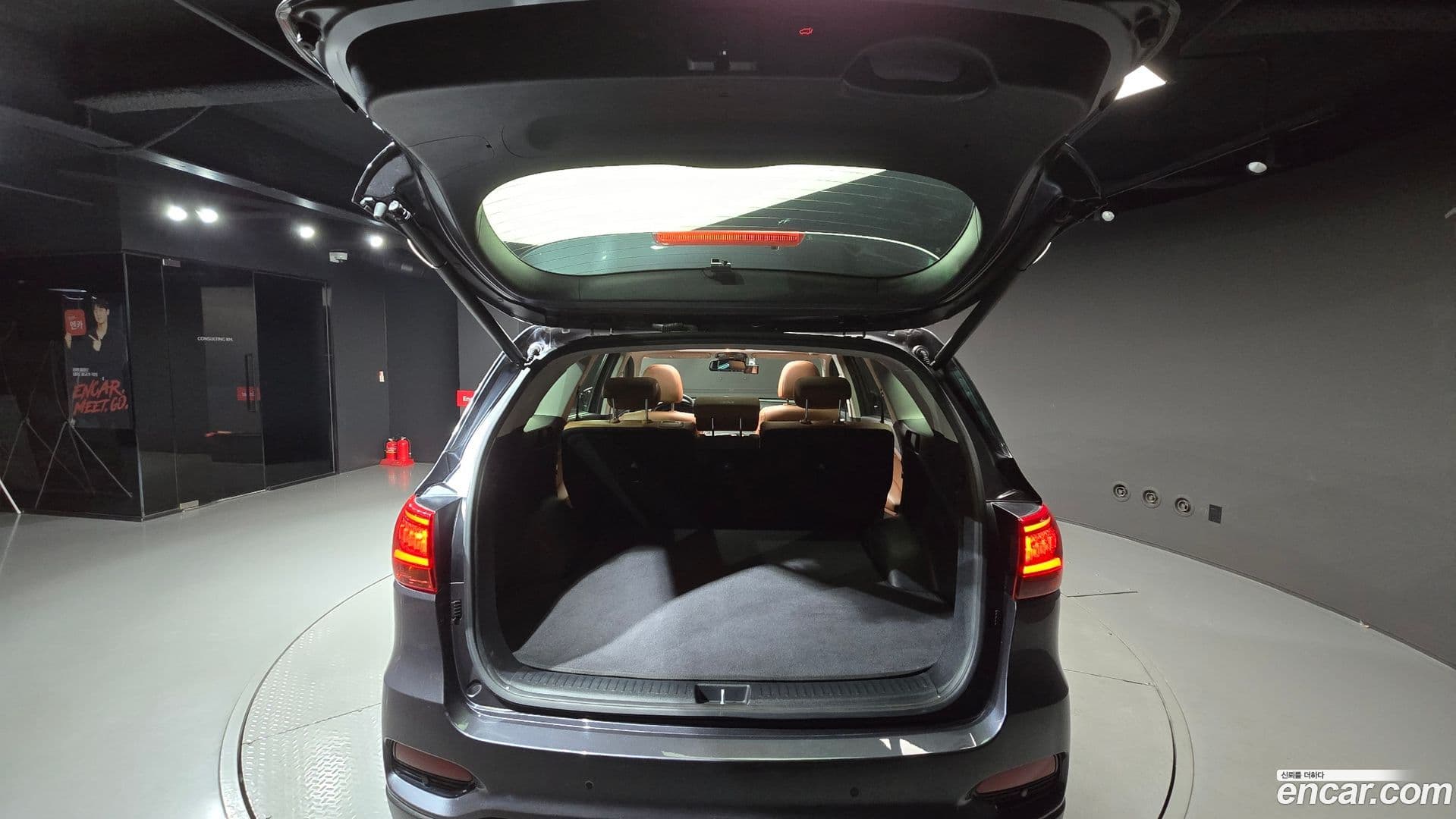 Main__Slider__Photo:Sorento Kia 2019.9-19