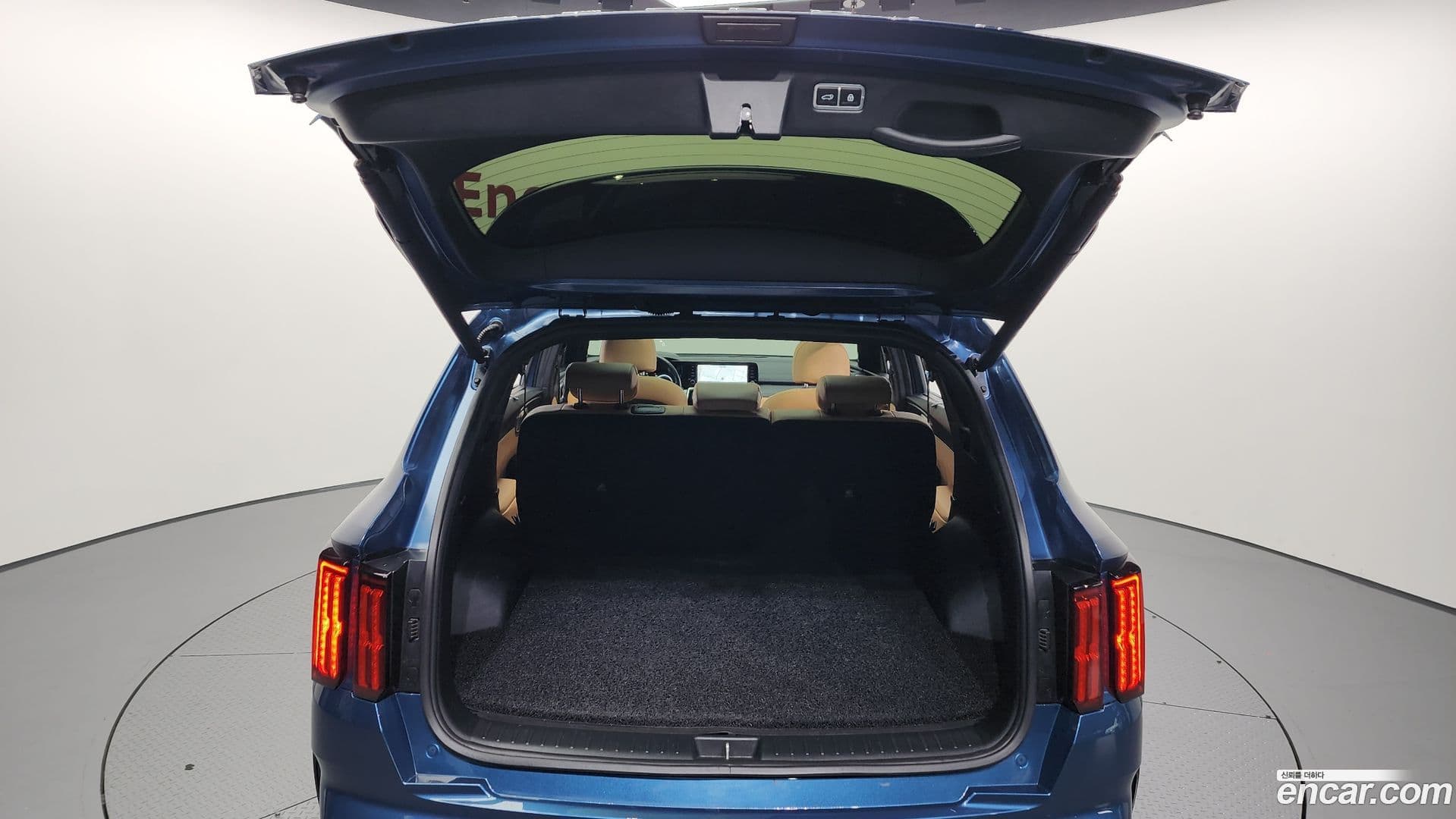 Main__Slider__Photo:Sorento Kia 2020.10-19