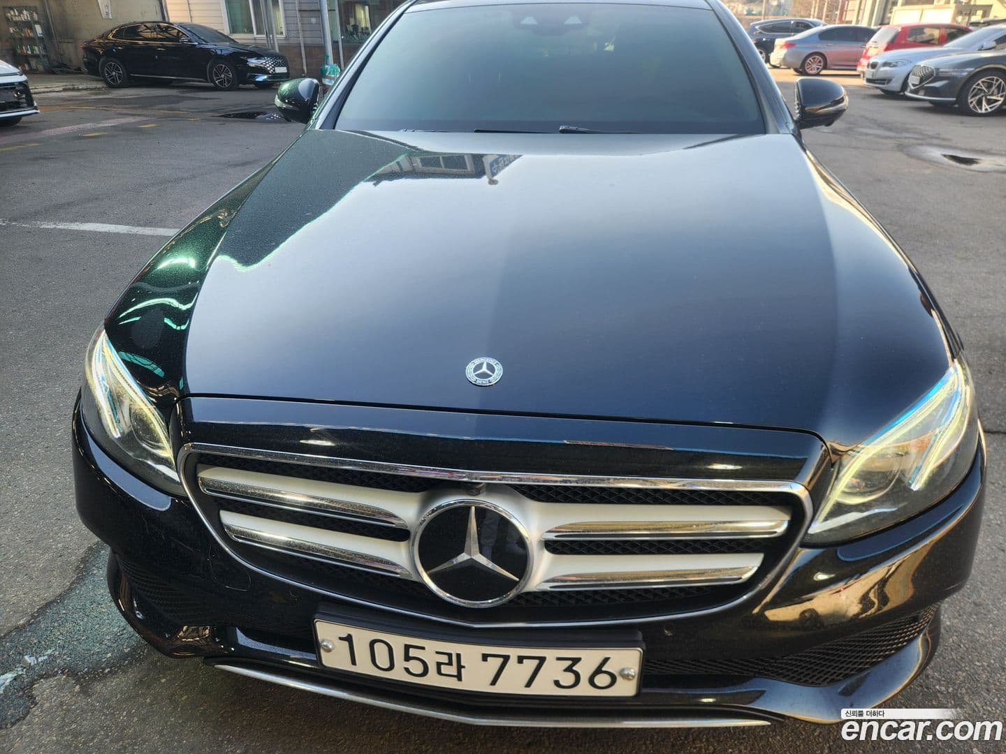 Main__Slider__Photo:E-Class Mercedes-Benz 2017.5-3