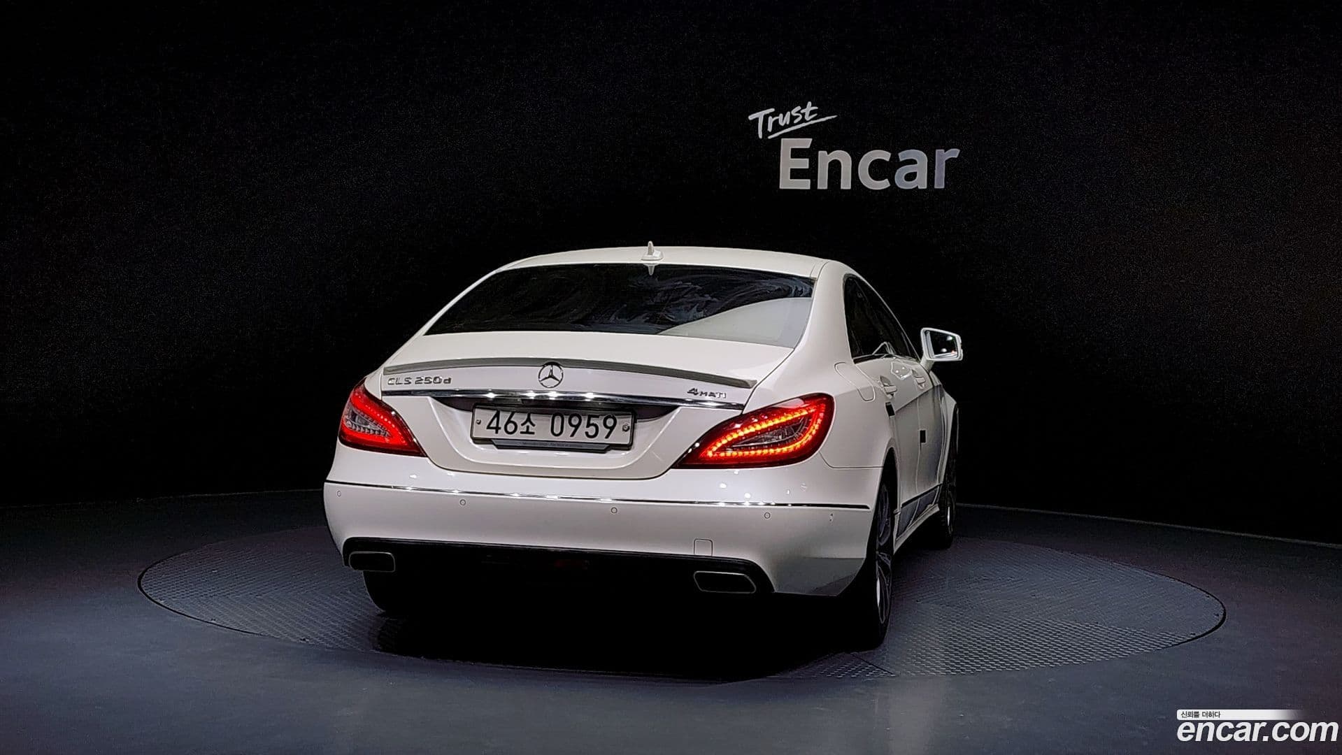 Main__Slider__Photo:CLS-Class Mercedes-Benz 2016.3-3