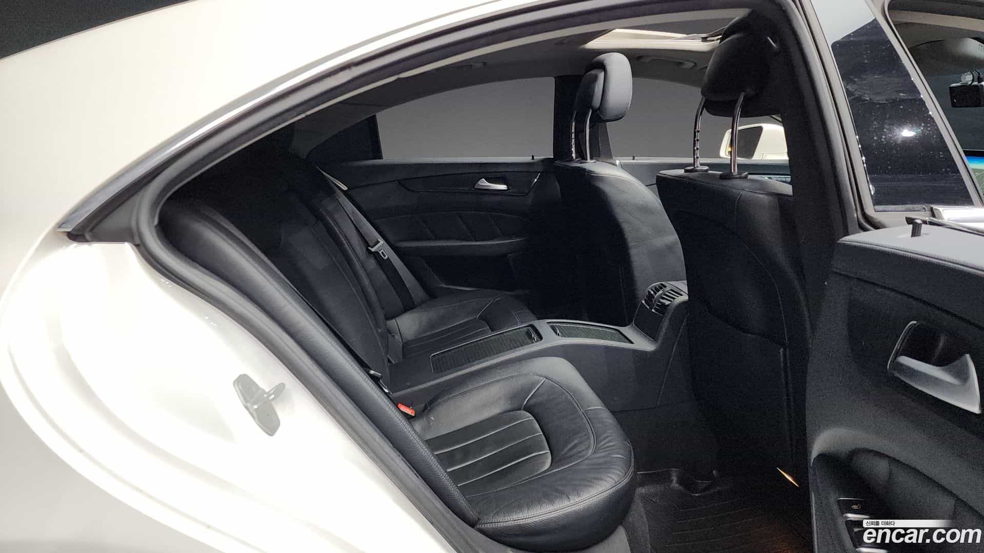 CLS-Class Mercedes-Benz 2016.3-OPTION-016