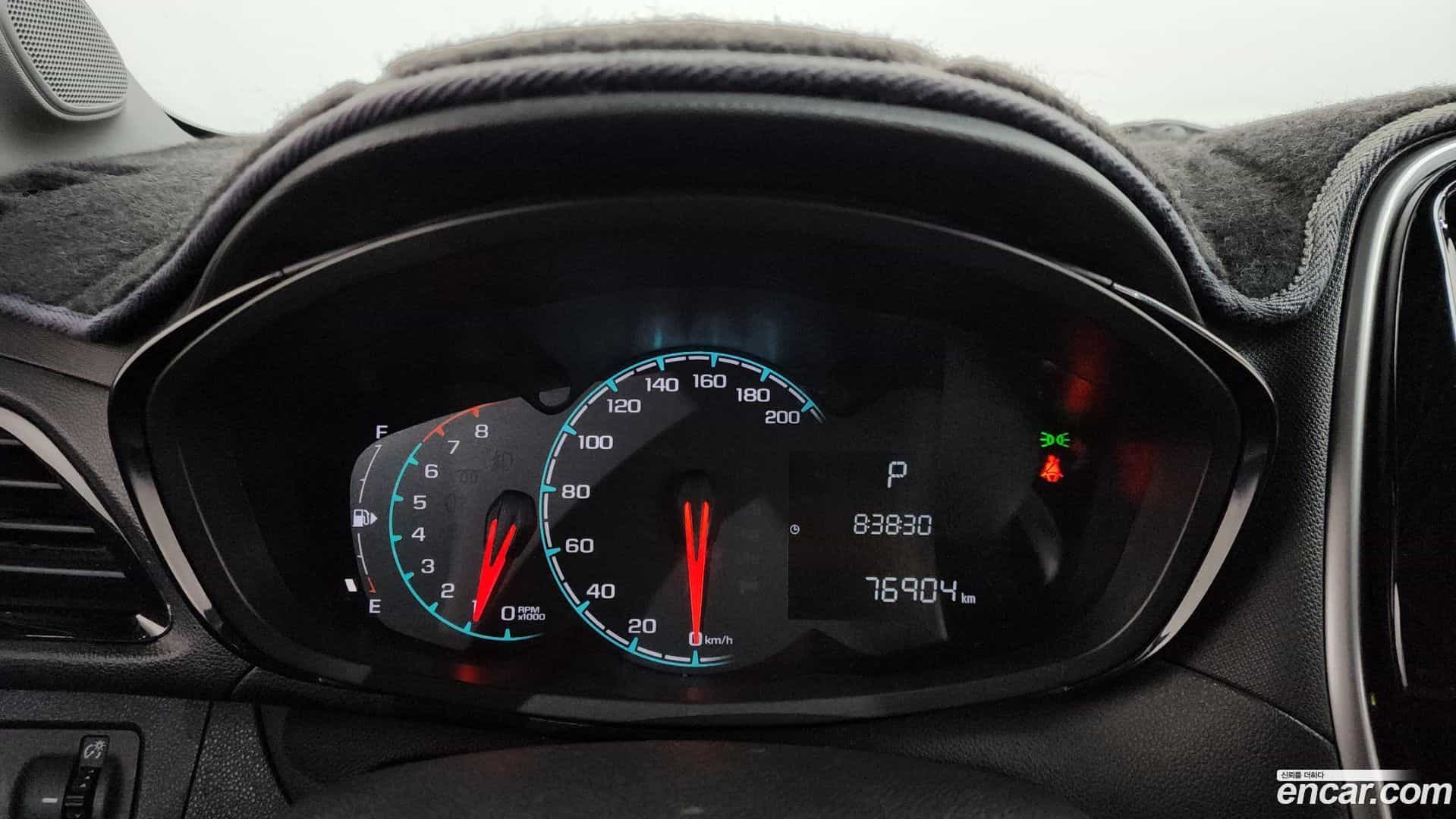 Spark Chevrolet 2016.2-INNER-008