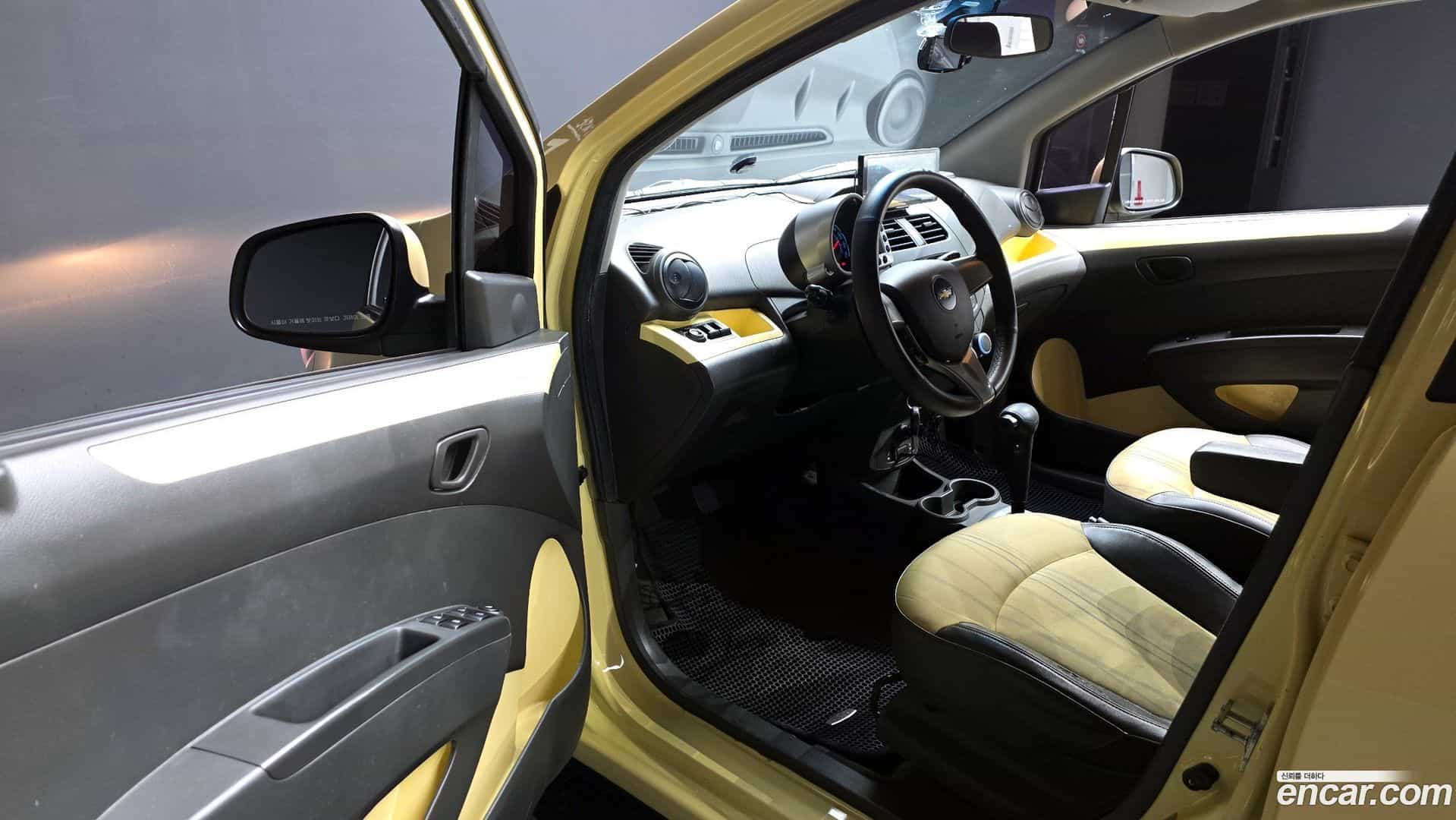 Spark Chevrolet 2013.1-INNER-010