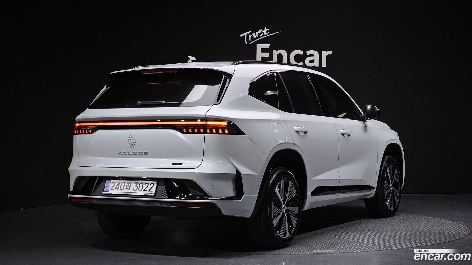 Main__Slider__Photo:Grand Koleos Renault Korea 2024.9-1