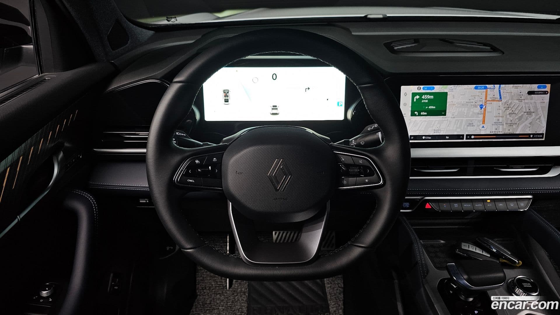 Main__Slider__Photo:Grand Koleos Renault Korea 2024.9-12