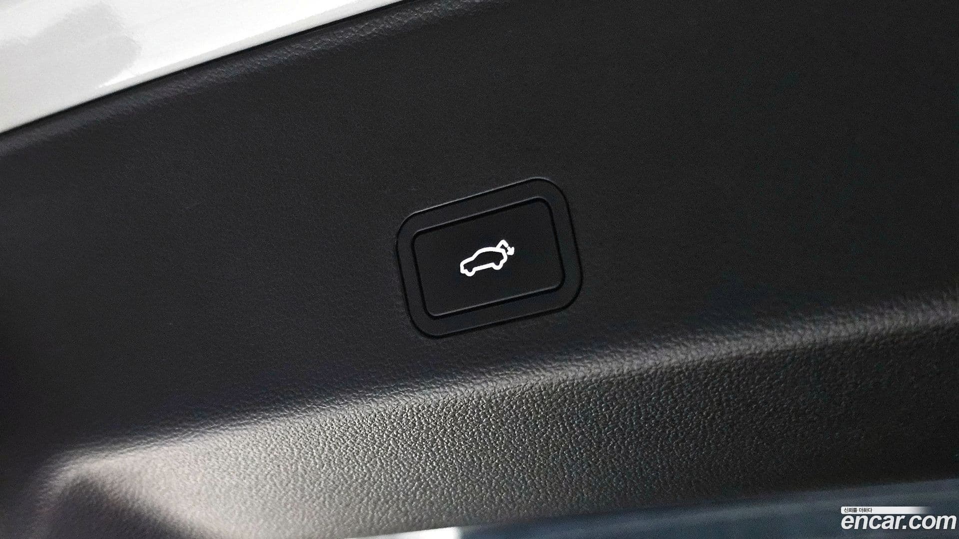 Main__Slider__Photo:Grand Koleos Renault Korea 2024.9-16