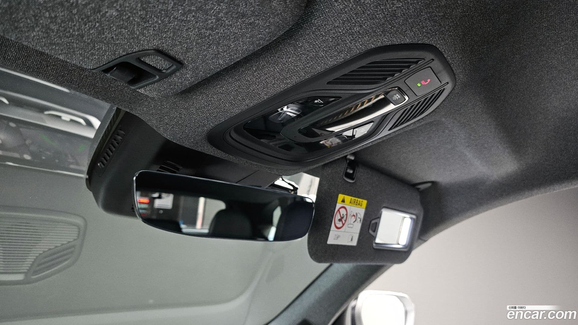 Main__Slider__Photo:Grand Koleos Renault Korea 2024.9-19