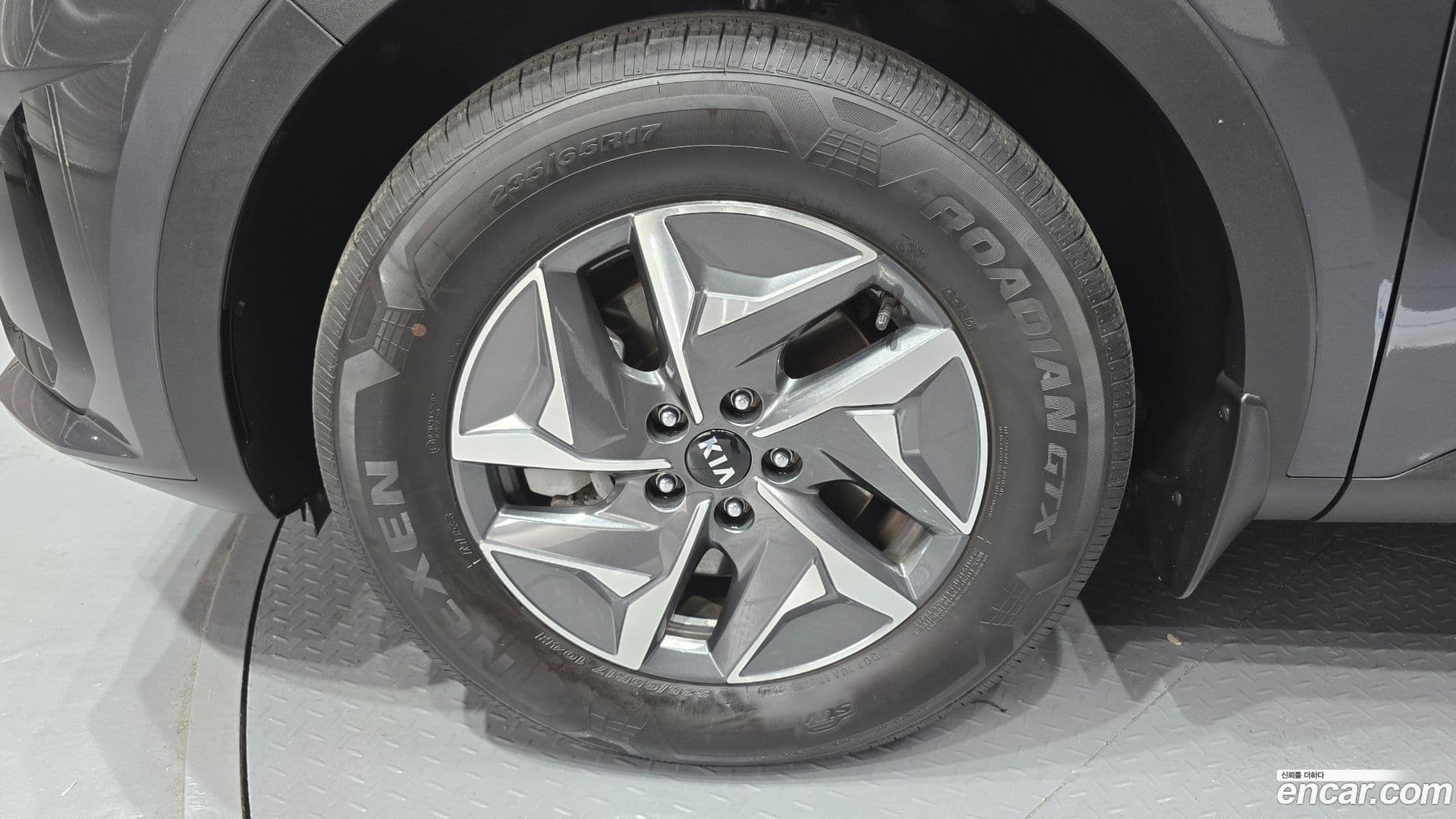 Main__Slider__Photo:Sorento Kia 2021.1-4