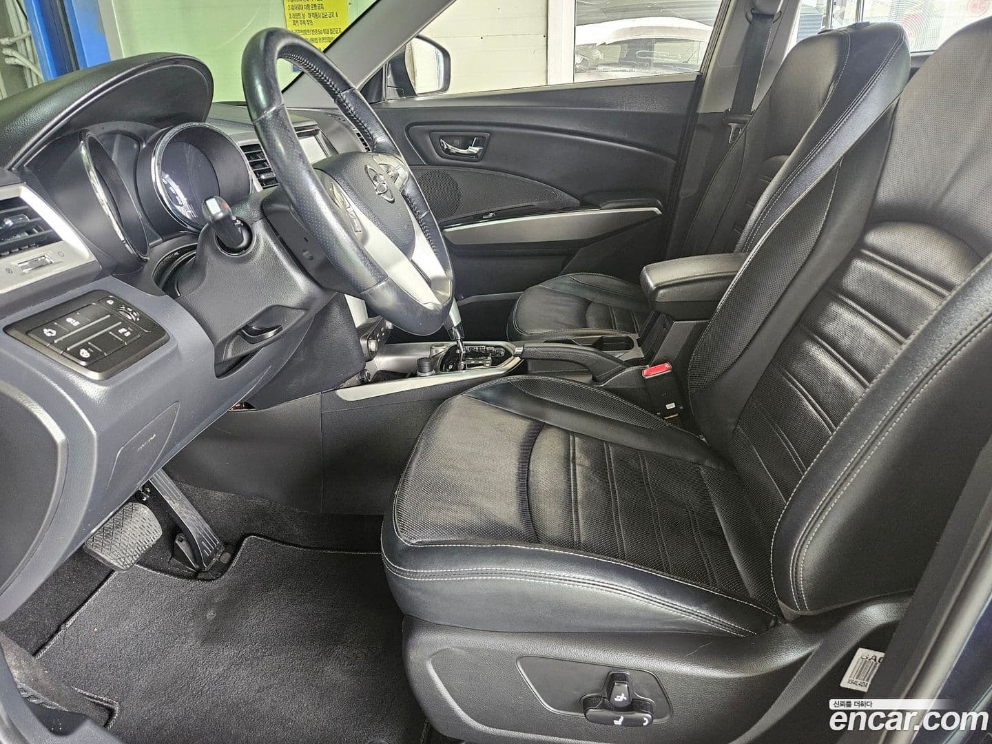 Main__Slider__Photo:TIBOLI KG Mobility 2015.8-8