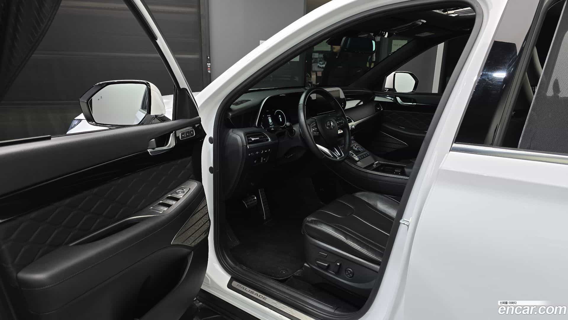 Palisade Hyundai 2021.1-INNER-010