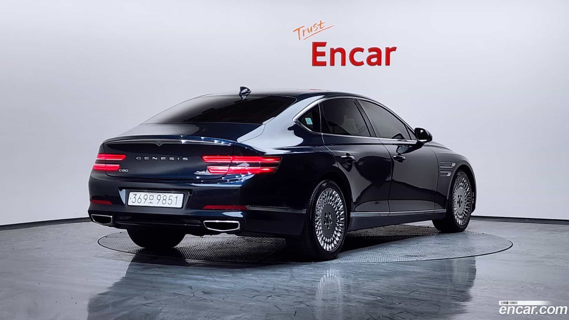 G80 Genesis 2021.0-OUTER-002