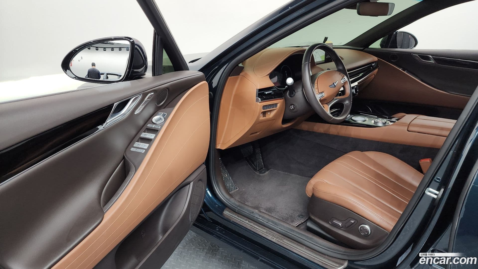 Main__Slider__Photo:G80 Genesis 2021.0-9