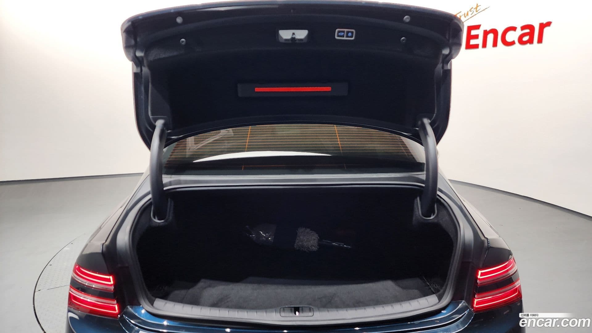 Main__Slider__Photo:G80 Genesis 2021.0-19