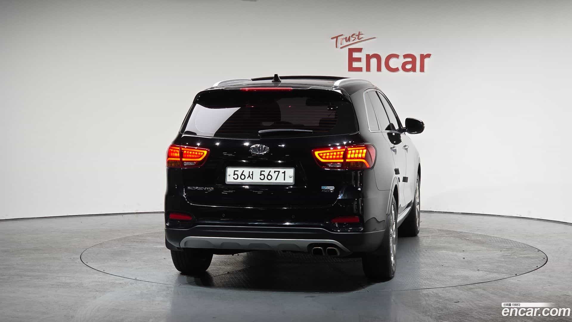 Sorento Kia 2018.0-OUTER-004