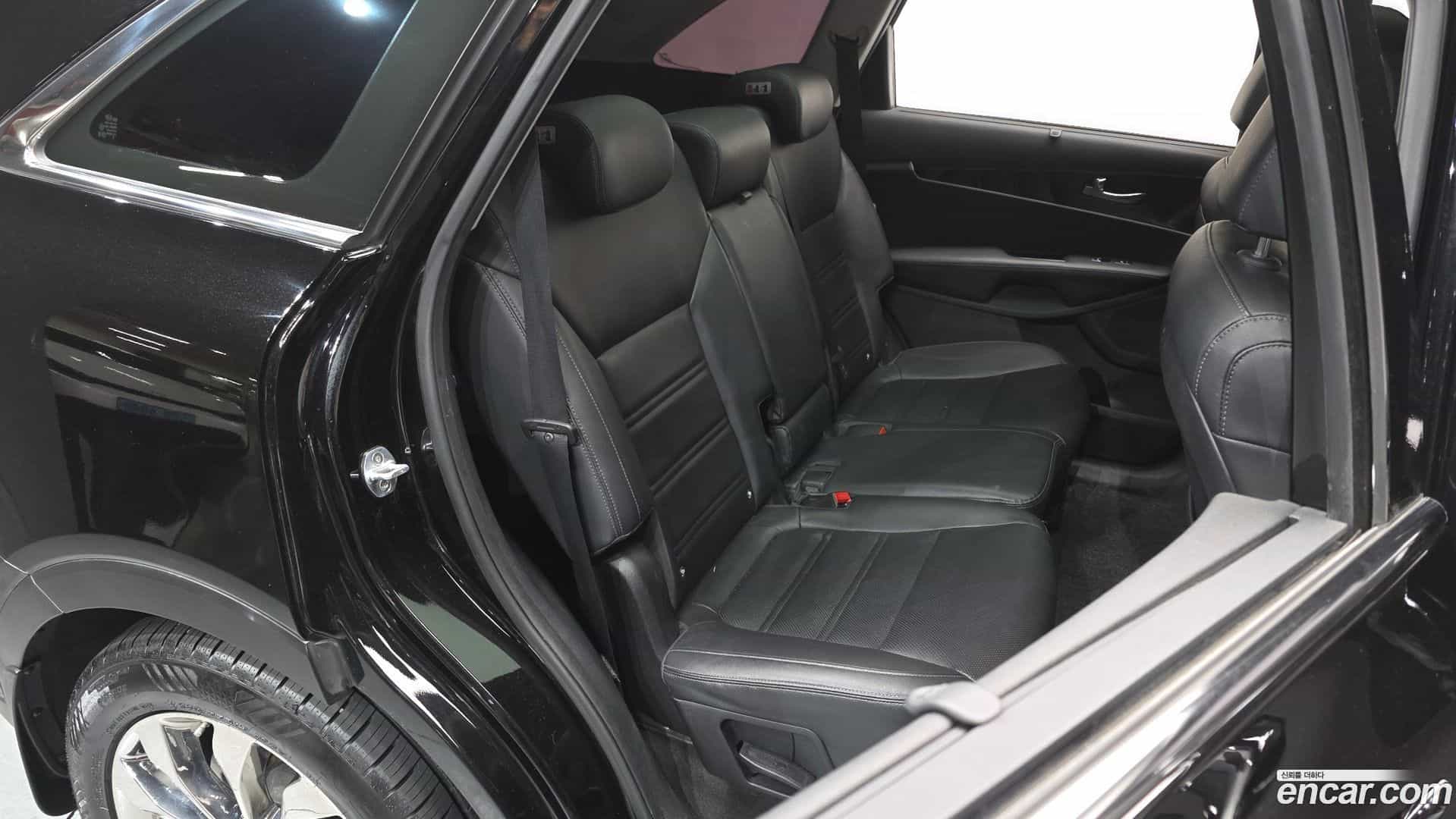 Sorento Kia 2018.0-OPTION-015