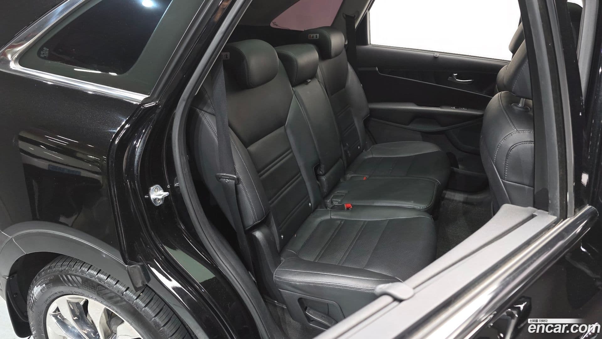 Main__Slider__Photo:Sorento Kia 2018.0-11