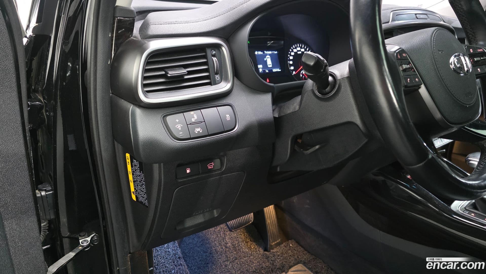 Main__Slider__Photo:Sorento Kia 2018.0-13