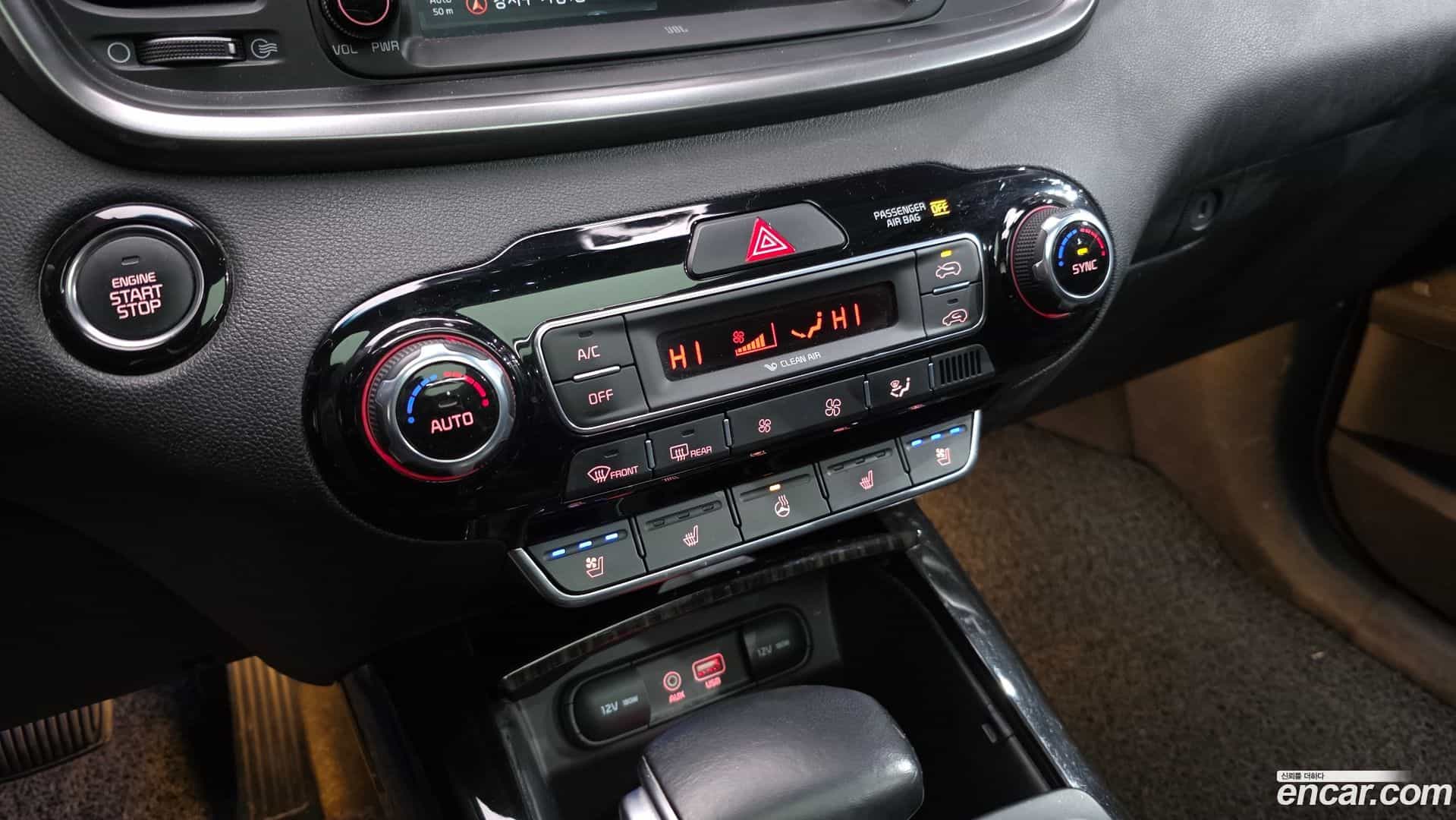 Sorento Kia 2018.0-OPTION-021