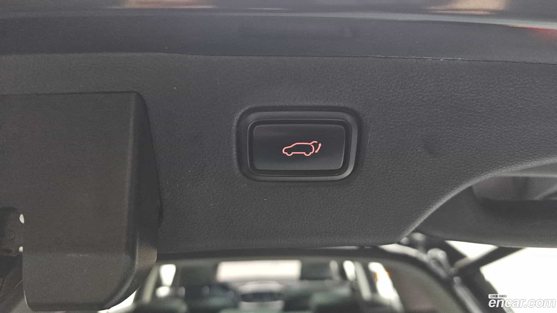 Sorento Kia 2018.0-OPTION-024