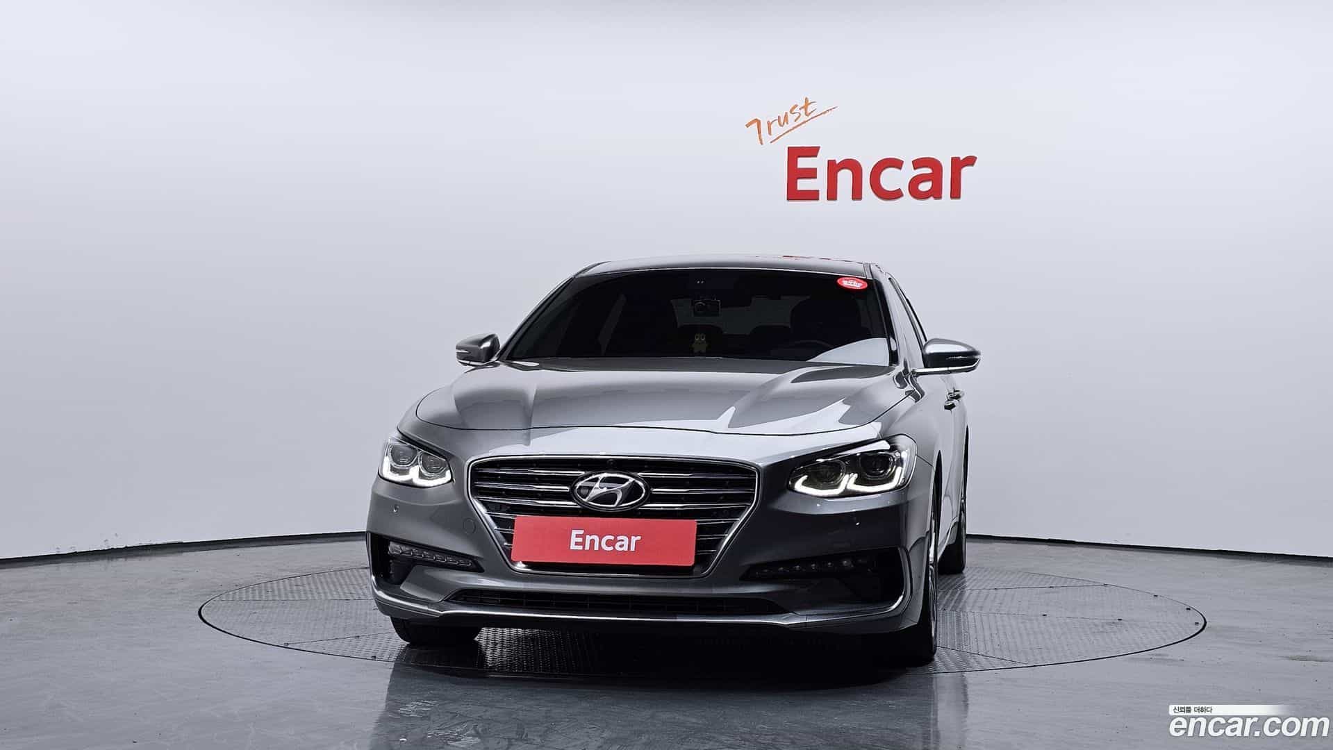 Grandeur Hyundai 2018.4-OUTER-003