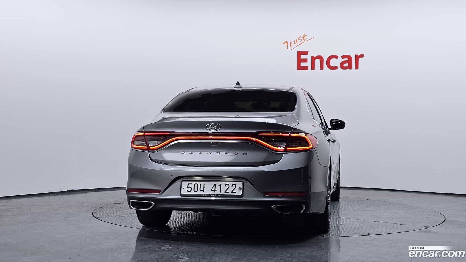 Grandeur Hyundai 2018.4-OUTER-004