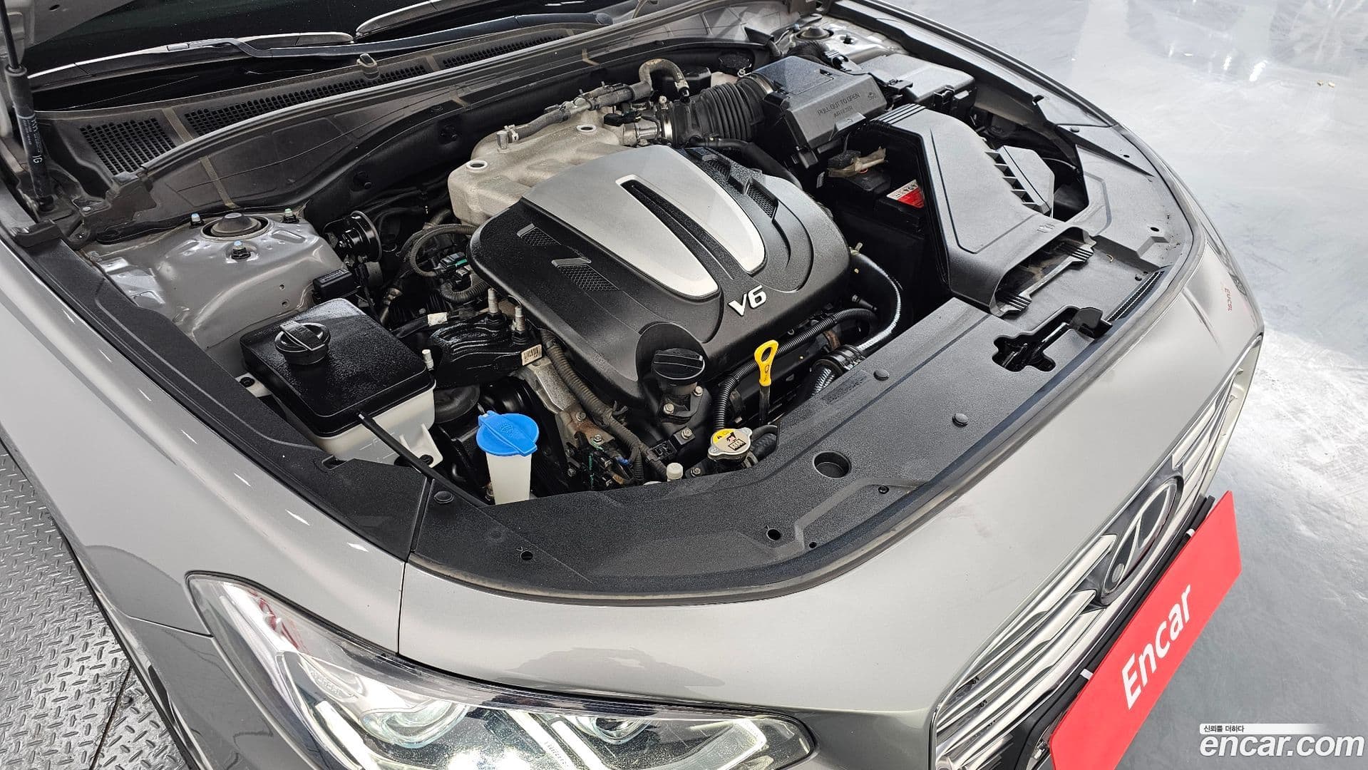 Main__Slider__Photo:Grandeur Hyundai 2018.4-5